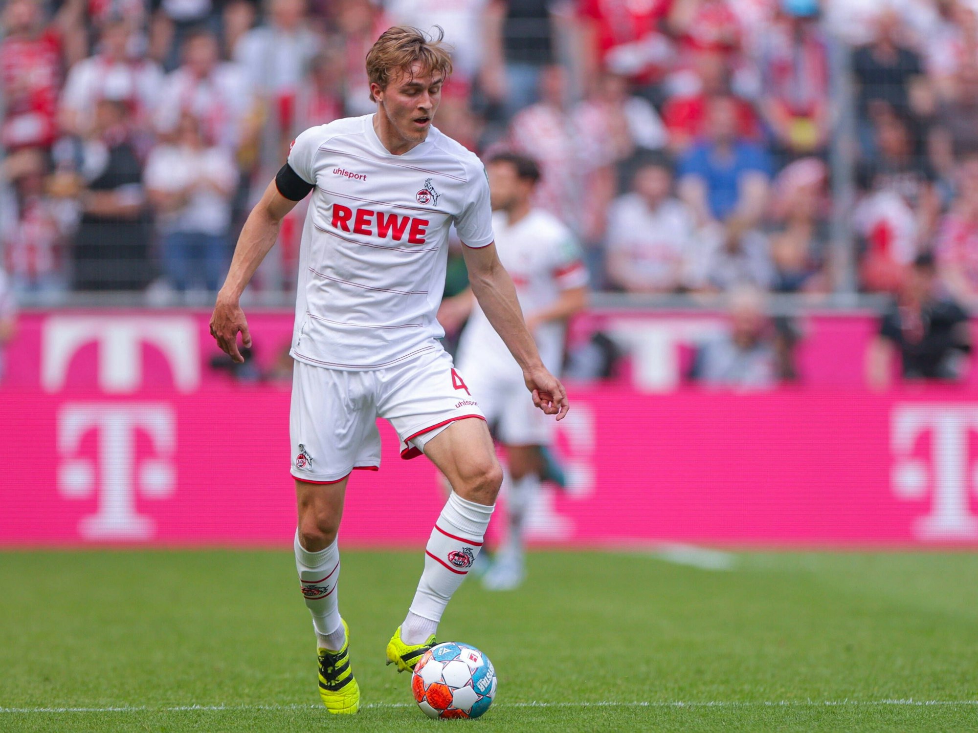 Timo Hübers im Spiel gegen den VfL Wolfsburg.