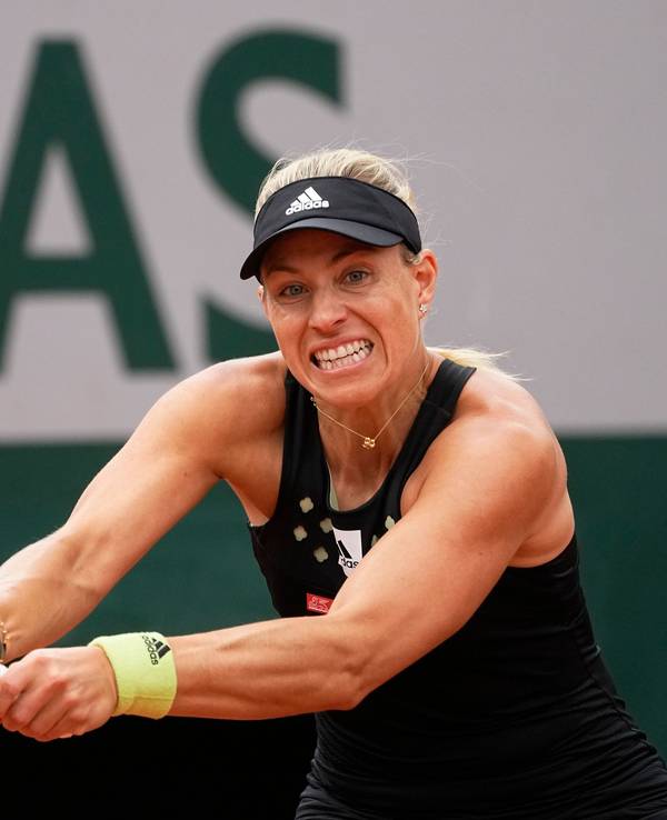 Angelique Kerber, hier im Match gegen Alexandra Sasnowitsch am 27. Mai 2022, ist bei den French Open in der dritten Runde ausgeschieden.