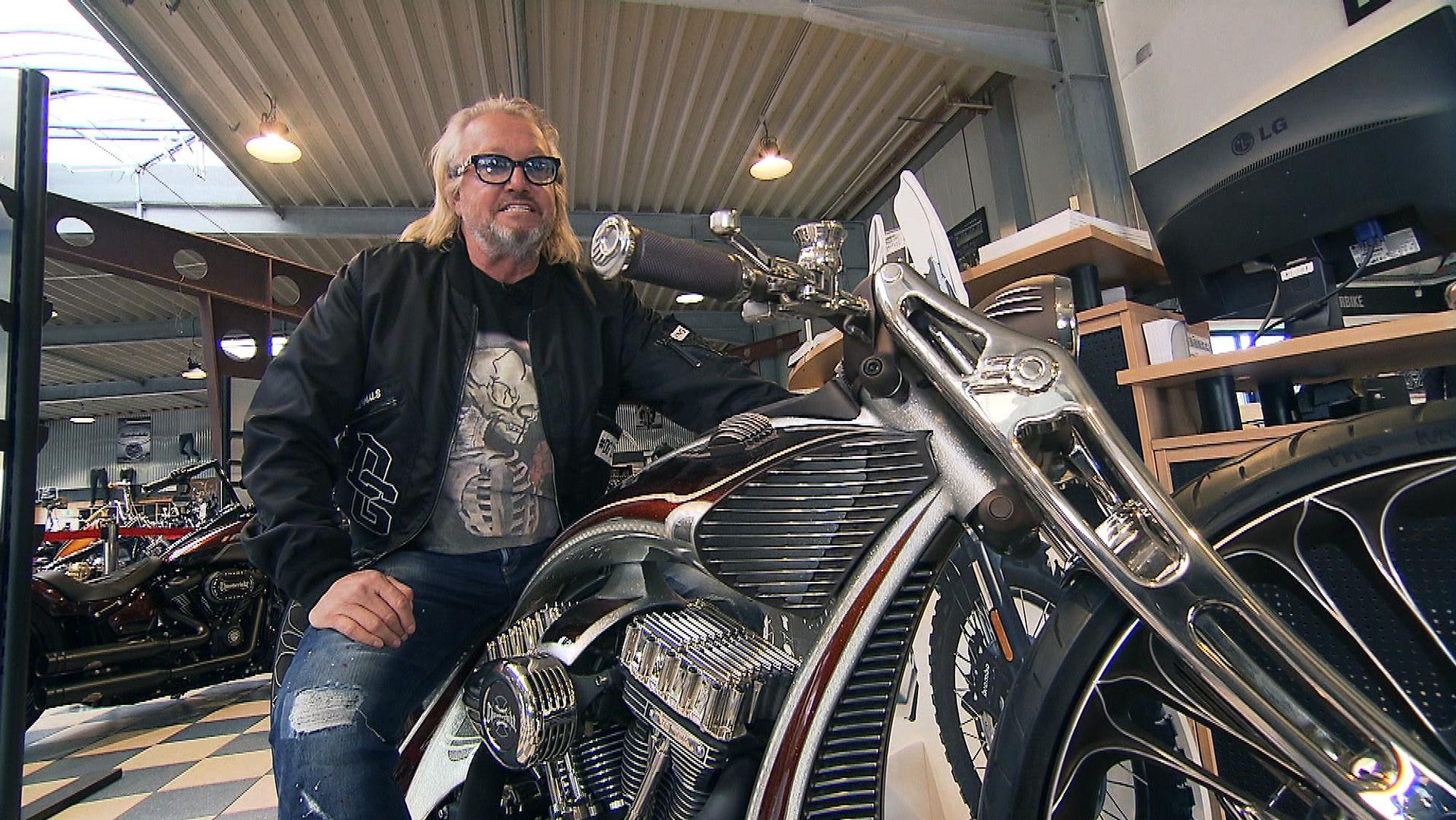 Robert Geiss, hier am 15. März auf einer Harley, verbrachte den Feiertag auf eine ganz besondere Art.