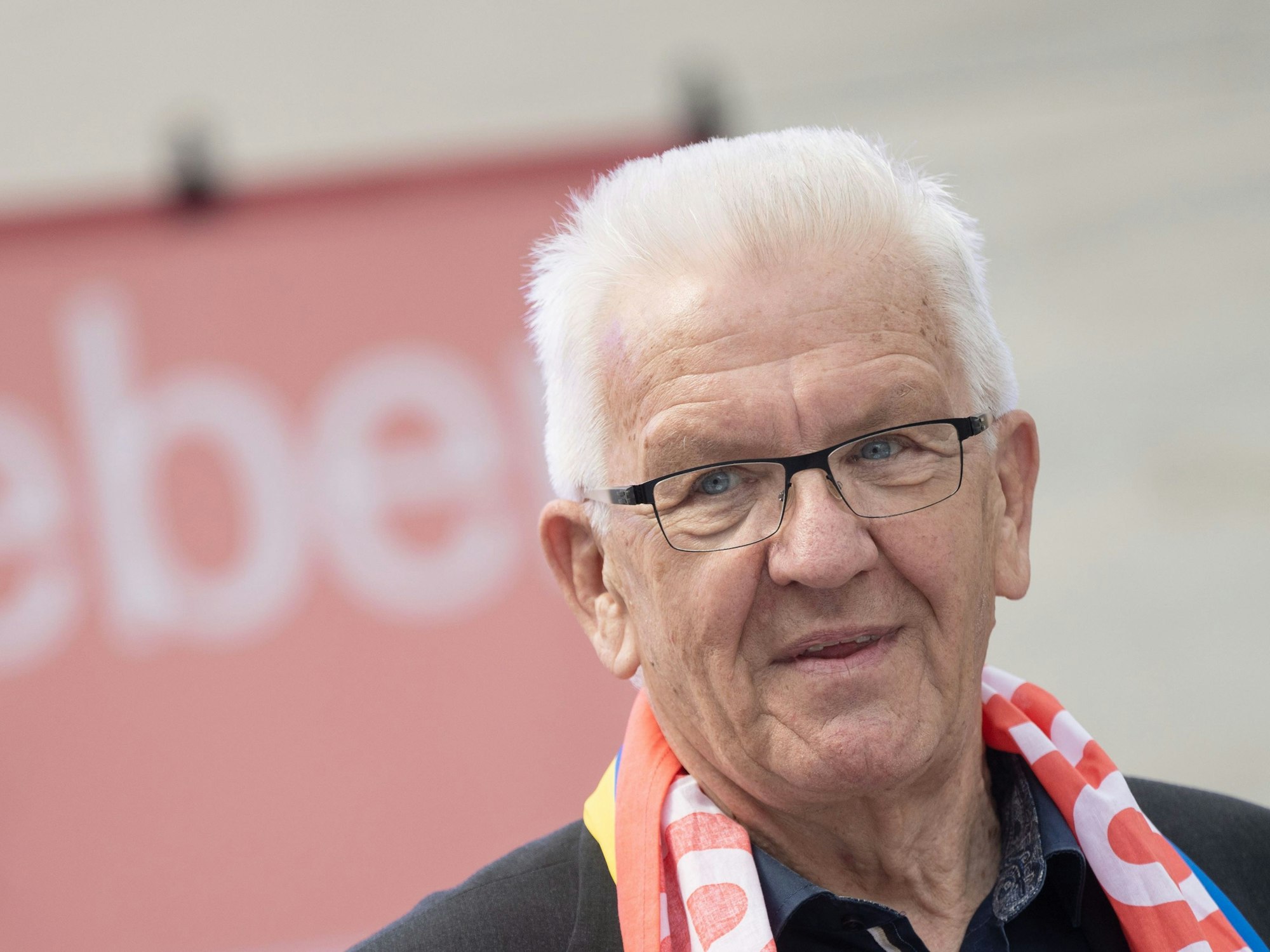 Winfried Kretschmann (Bündnis 90/Die Grünen), Ministerpräsident von Baden-Württemberg, nimmt an einer Podiumsdiskussion im Rahmen des Katholikentags teil.