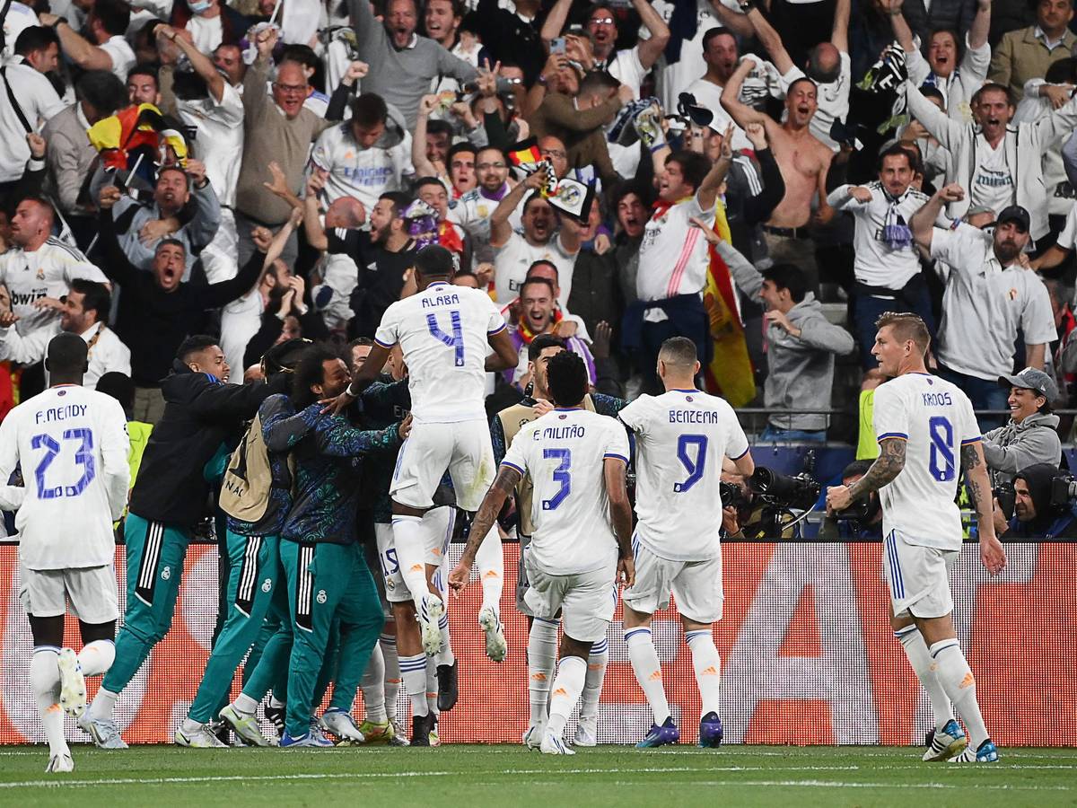 Real Madrid jubelt über das Tor von Vinícius Júnior im Finale der Champions League