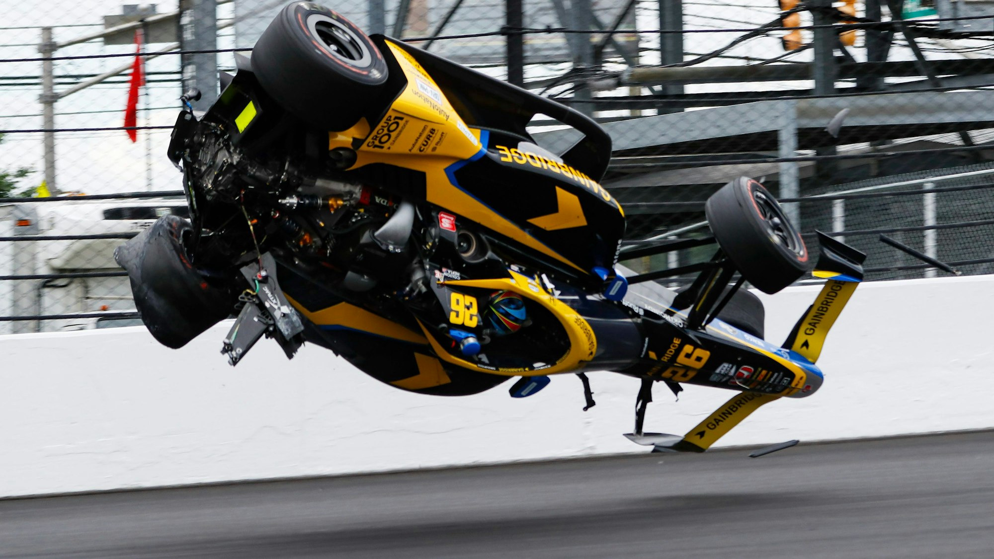 IndyCar-Pilot Colton Herta bei seinem Unfall in Indianapolis.