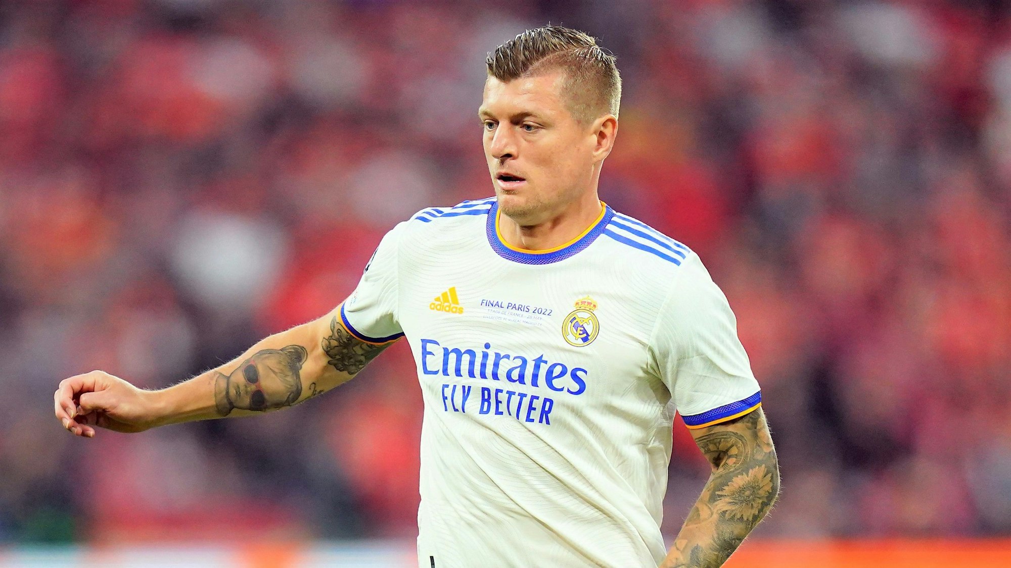 Toni Kroos im Finale der Champions League für Real Madrid am Ball