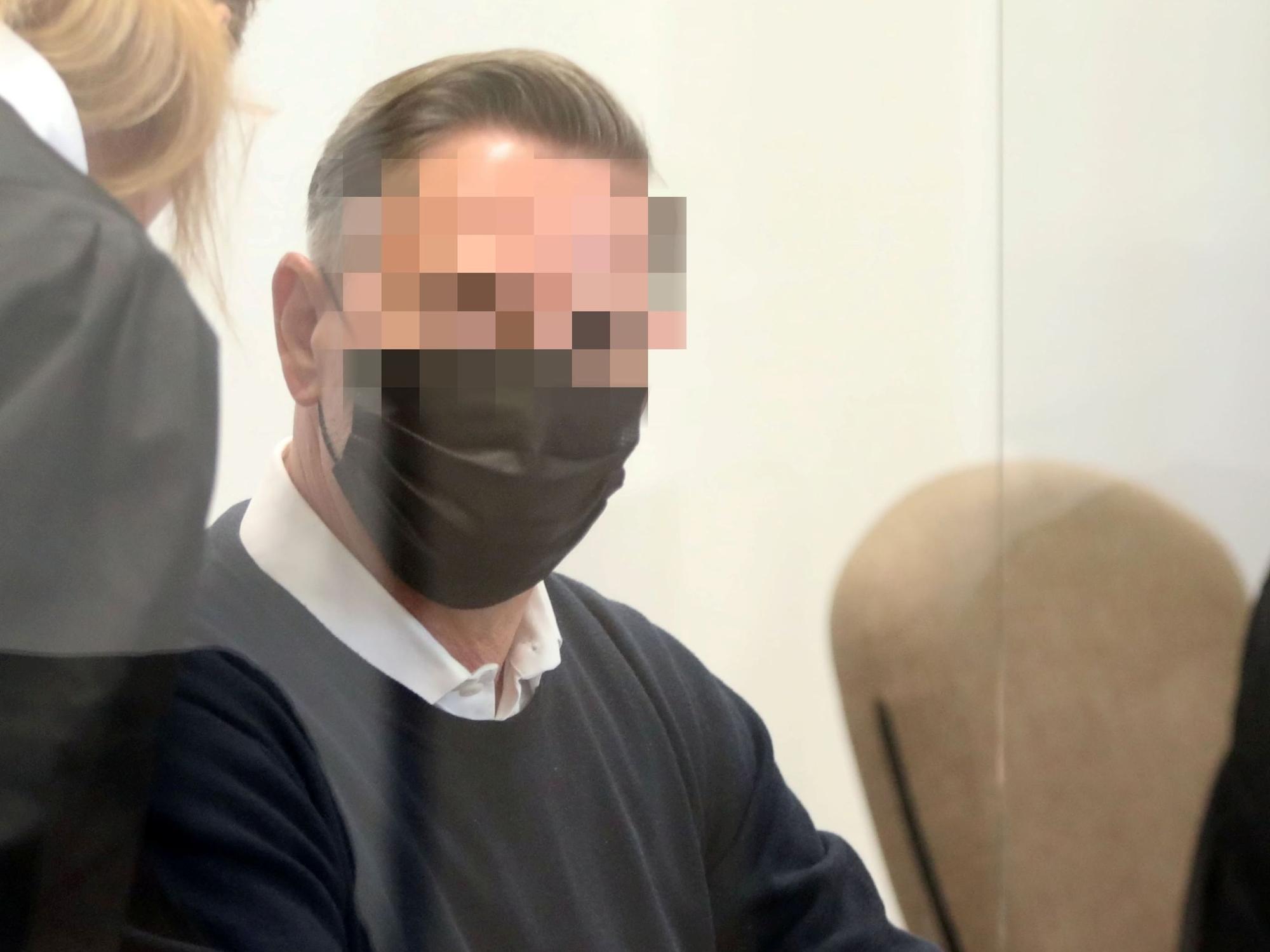 Der Angeklagte, ein berühmter Kinderfotograf