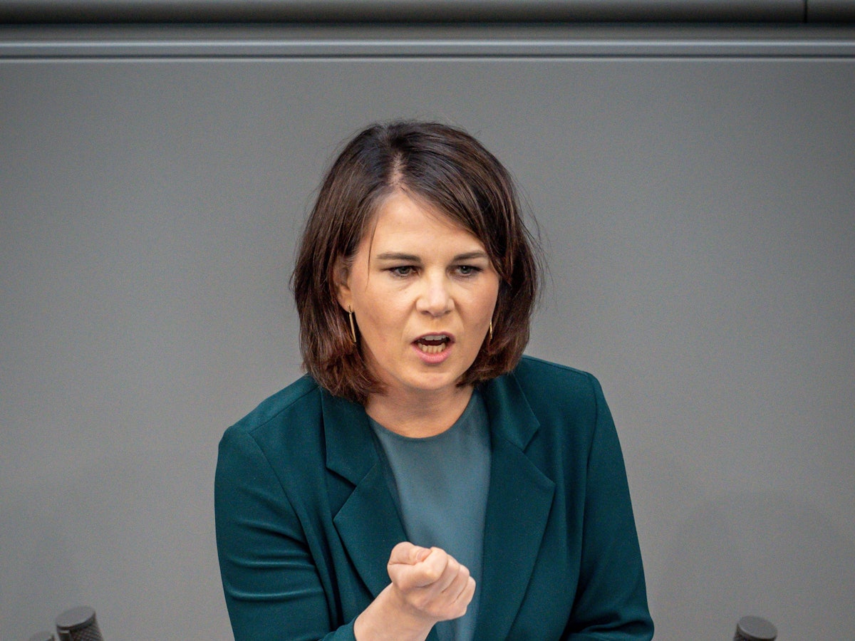 Annalena Baerbock (Bündnis90/Die Grünen), Außenministerin, spricht am Mittwoch (1. Juni) in der Debatte zum Auswärtigen in der Haushaltswoche im Bundestag.