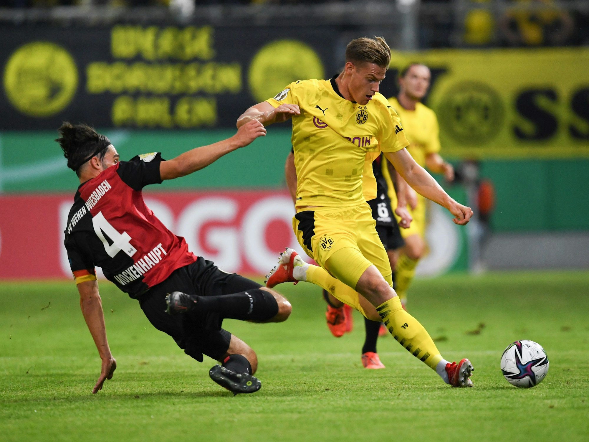 Steffen Tigges spielt für Borussia Dortmund gegen Wehen Wiesbaden.