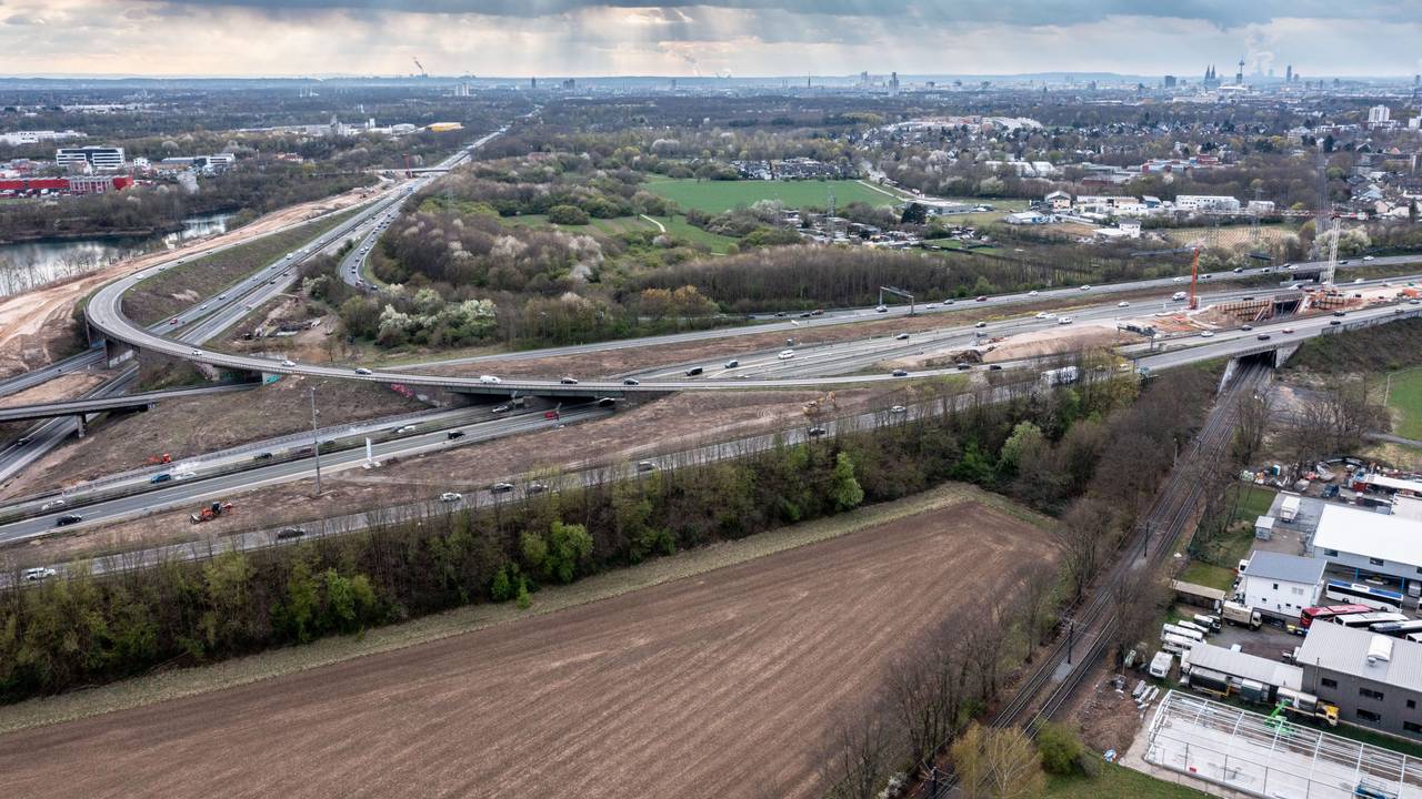 Luftaufnahme vom Heumarer Dreieck bei Köln.