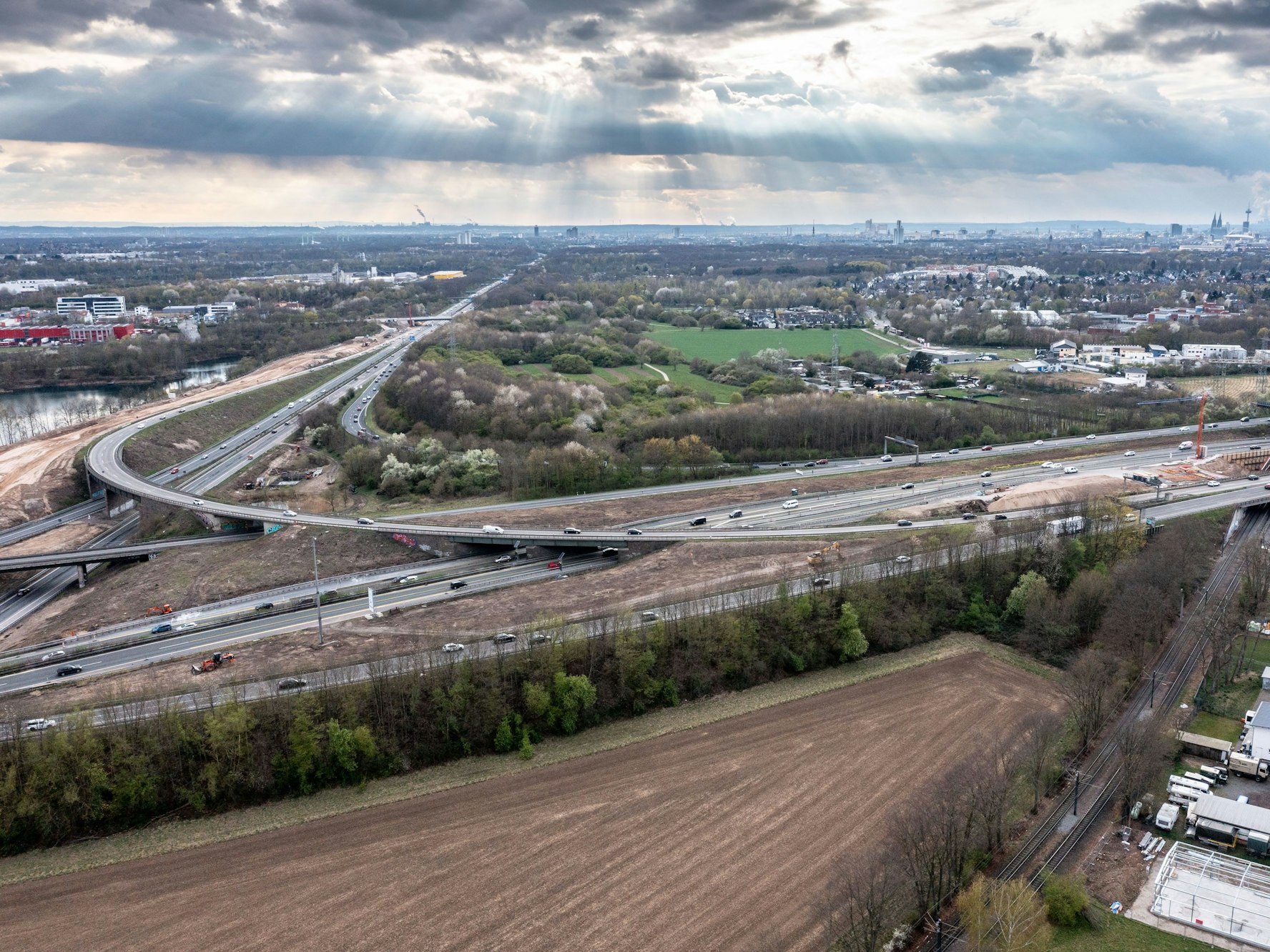 Luftaufnahme vom Heumarer Dreieck bei Köln.