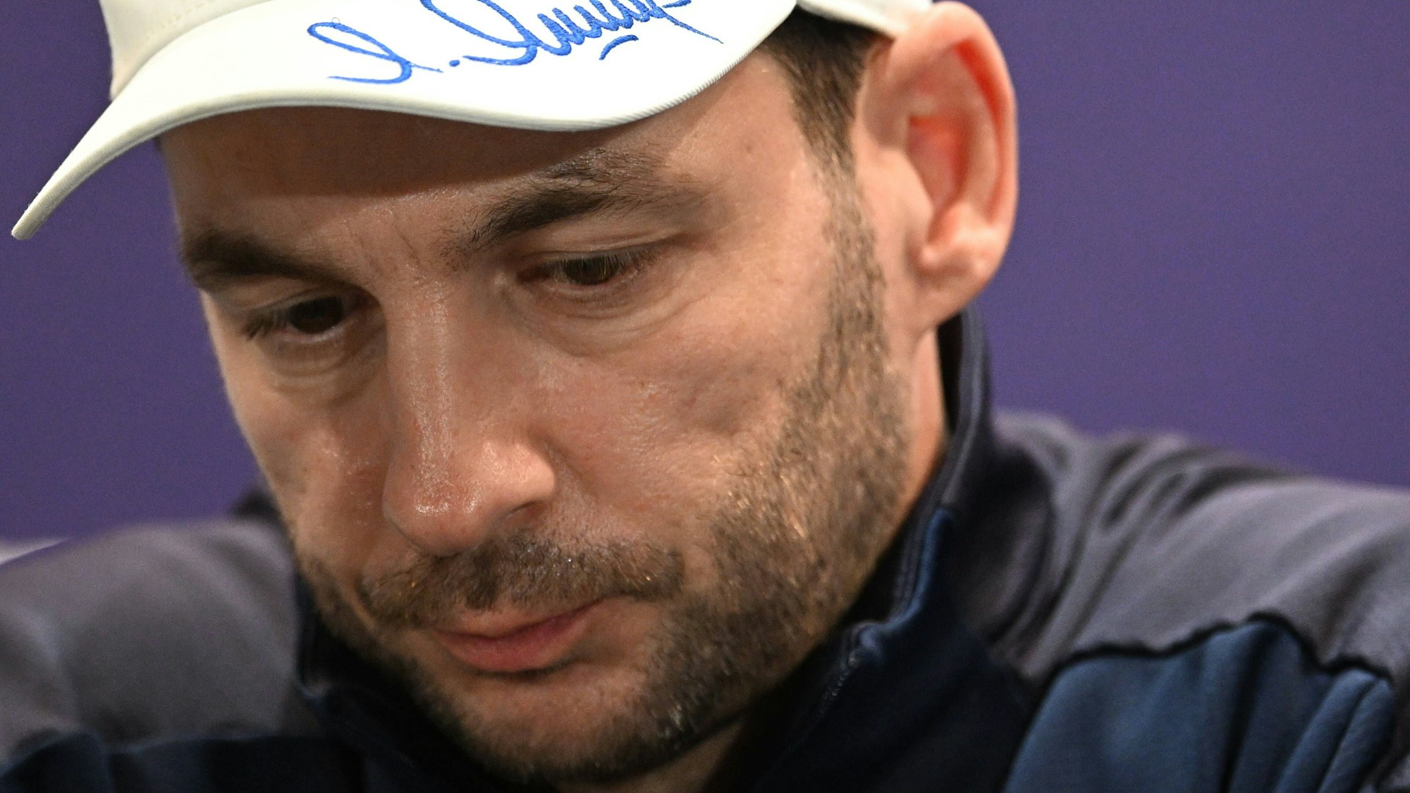 Vor dem Pokalfinale gegen Spartak Moskau stand Sandro Schwarz, ehemals Trainer von Dynamo Moskau, den Journalisten Rede und Antwort.