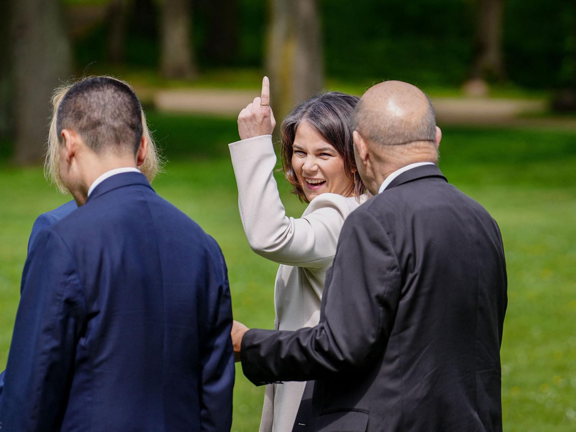 Annalena Baerbock (hier am 13. Mai) beim Gipfeltreffen der Außenministerinnen und -minister der G7-Gruppe in Schleswig-Holstein): Die Außenministerin gehört zu einer neuen Generation von Politikerinnen und Politikern.