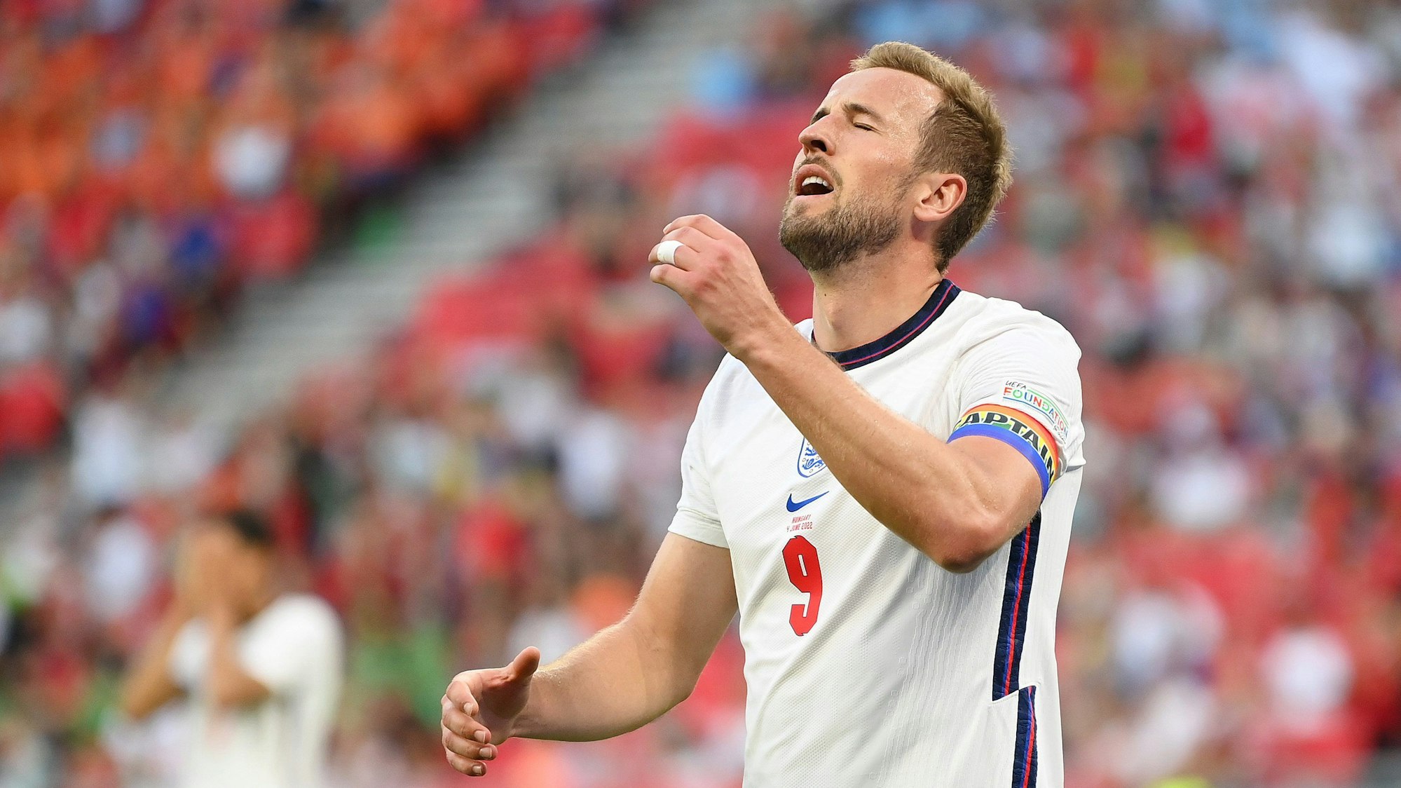 Harry Kane blickt enttäuscht nach oben