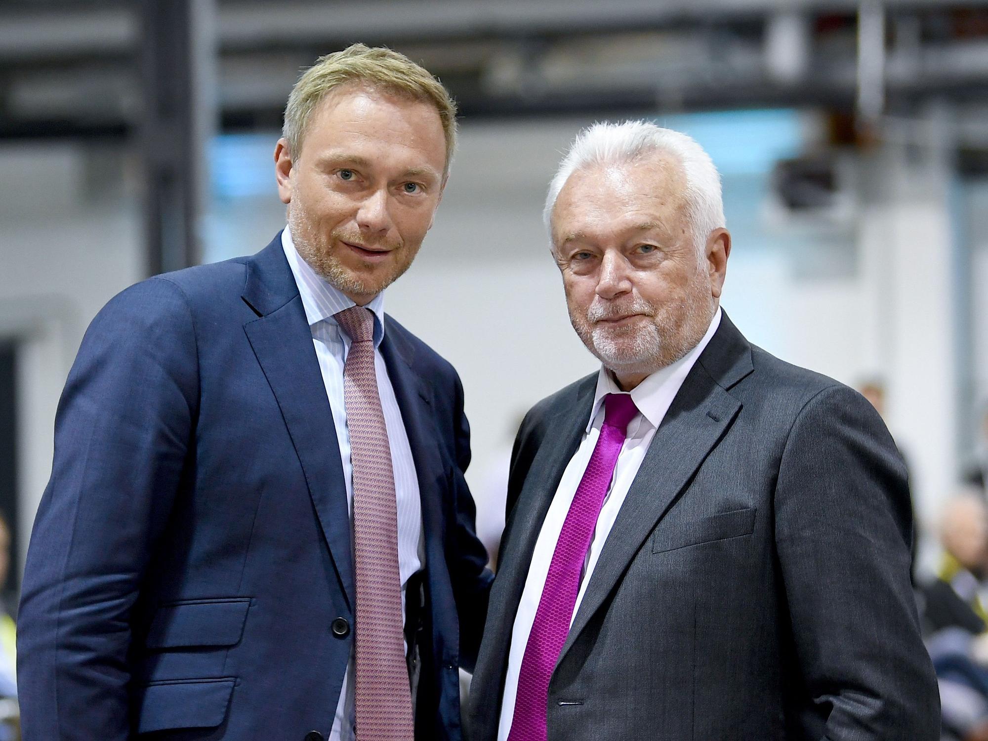 FDP-Chef Christian Lindner (links) und sein Vize Wolfgang Kubicki: Werden sie mit ihrer Partei dafür sorgen, dass vulnerable Gruppen im Herbst 2022 nicht durch gesetzliche Maßnahmen gegen Corona geschützt werden? Unser Foto wurde 2019 geschossen.