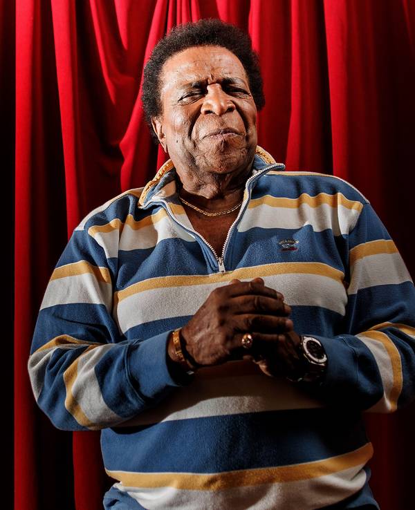 Roberto Blanco, Schlagersänger, bei einem Fototermin im Schlossparktheater