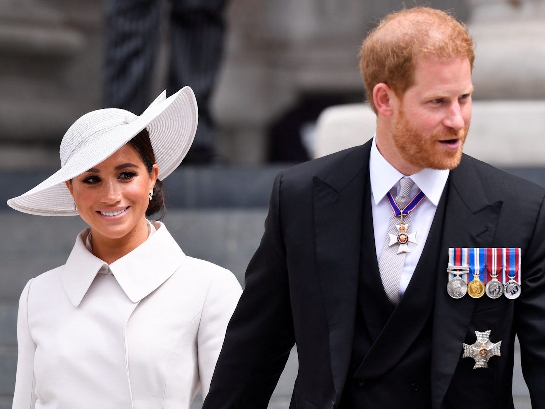 Prinz Harry und Herzogin Meghan kommen am 3. Juni 2022 zu den Feierlichkeiten zum Thronjubiläum der Queen.