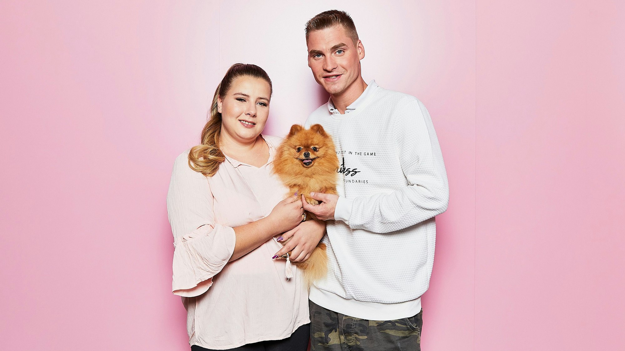 Sarafina und Peter, hier bei einem undatierten Fototermin für die TV-Show „Die Wollnys – Eine schrecklich große Familie“, mussten um ihren kleinen Sohn Emory bangen.