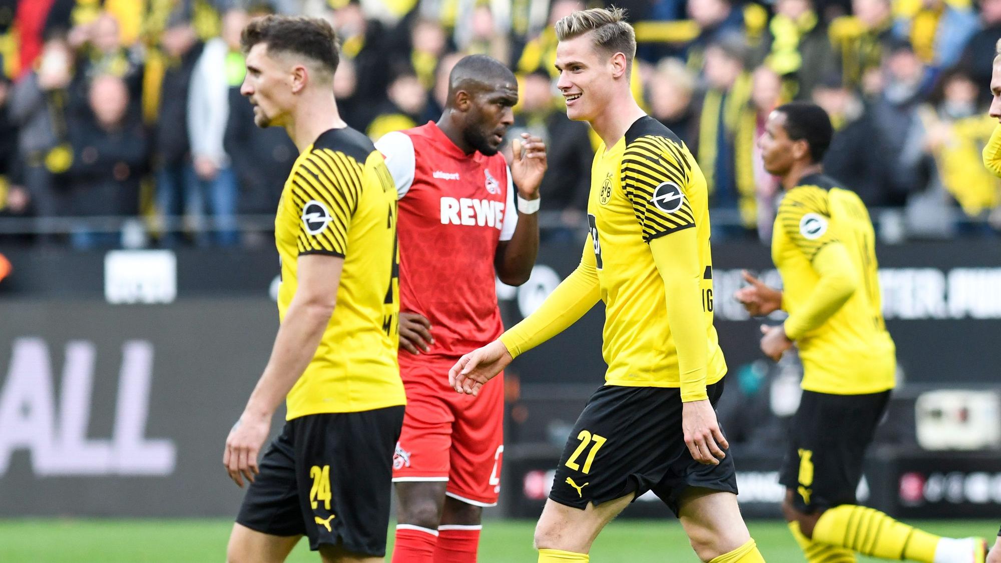 Künftig wohl Sturmkollegen: Steffen Tigges und Anthony Modeste beim Bundesliga-Duell zwischen Borussia Dortmund und dem 1. FC Köln am 30. Oktober 2021.