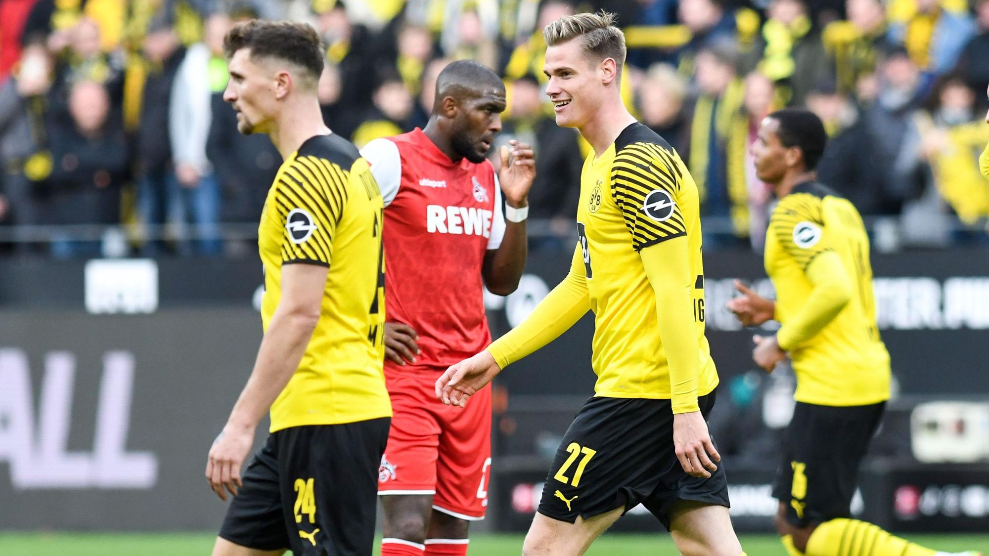 Künftig wohl Sturmkollegen: Steffen Tigges und Anthony Modeste beim Bundesliga-Duell zwischen Borussia Dortmund und dem 1. FC Köln am 30. Oktober 2021.
