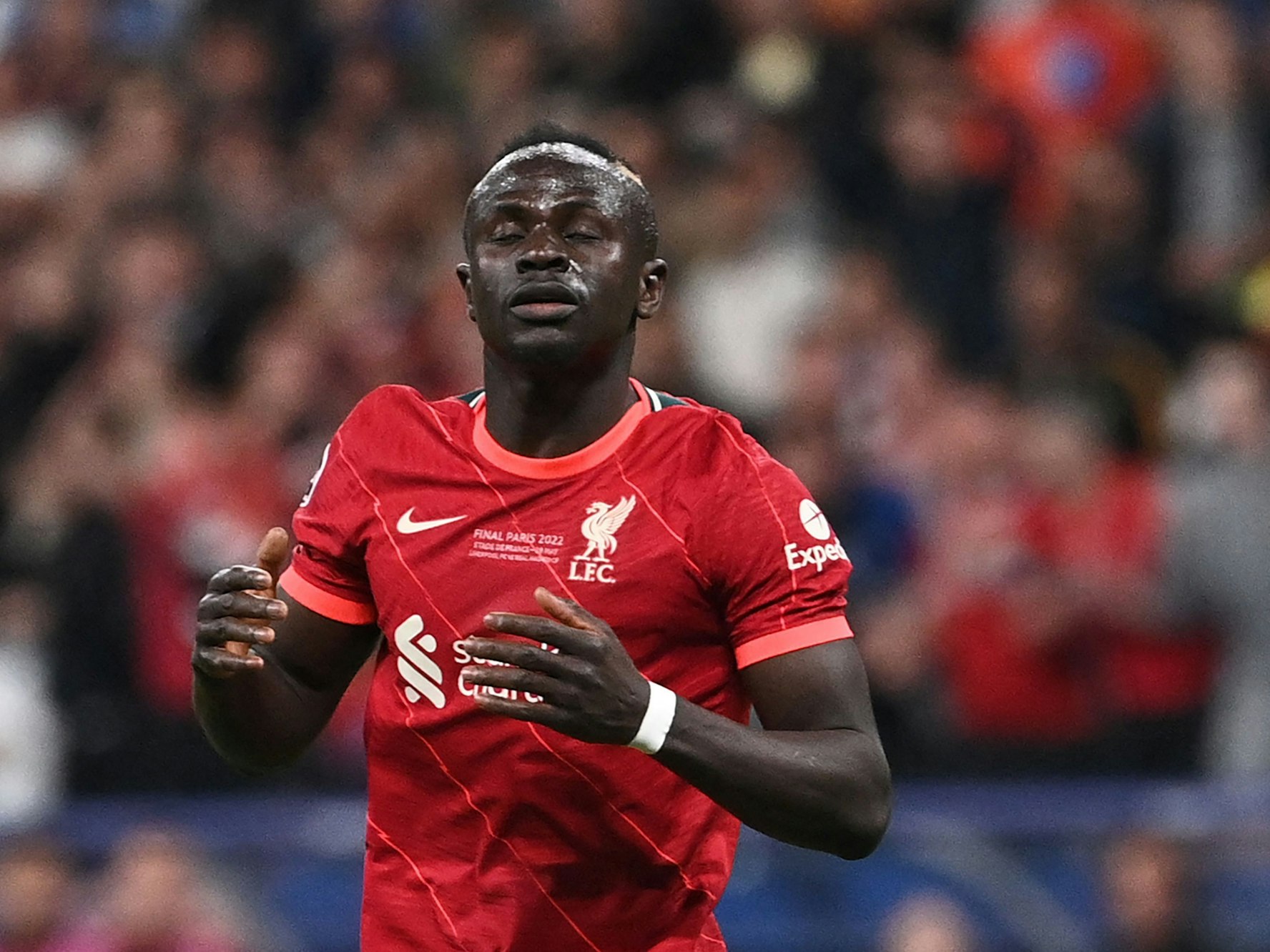 Sadio Mané schaut leicht frustriert.