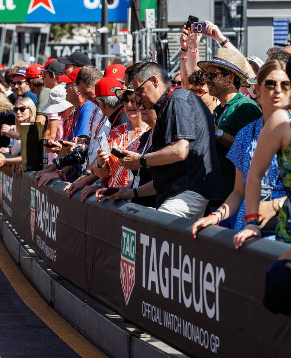 Paddock Gäste dürfen beim Großen Preis von Monaco die Boxengasse besuchen.