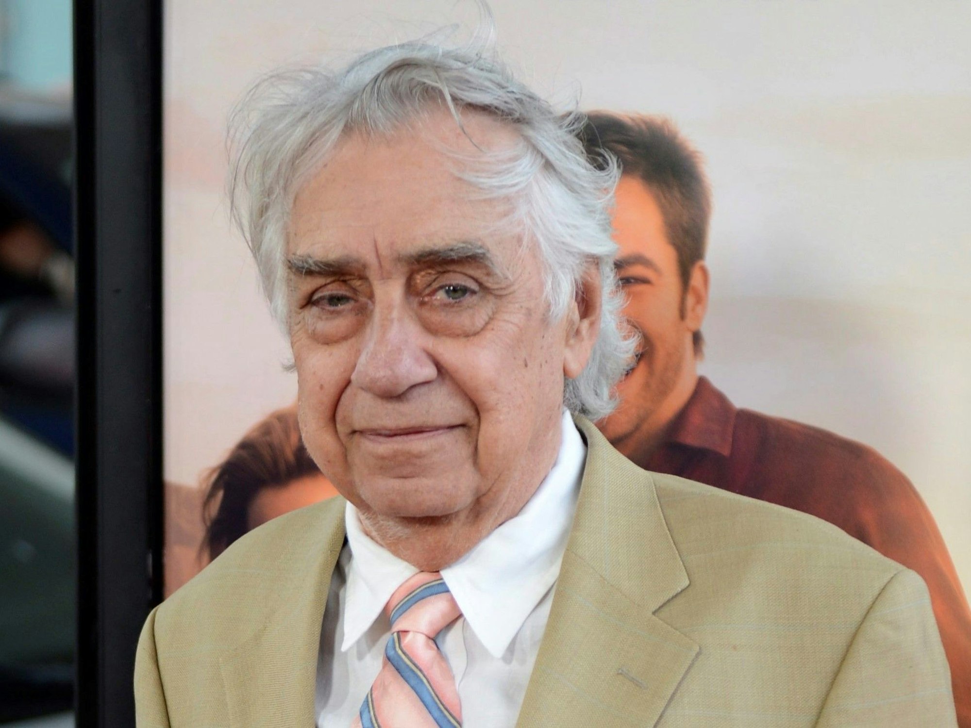 epa03267672 US actor Philip Baker Hall arrives for the People Like Us premiere as part of the LA Film Festival sponsored by Film Independent, in Los Angeles, California, USA, 15 June 2012. EPA/MICHAEL NELSON ++ +++ dpa-Bildfunk +++