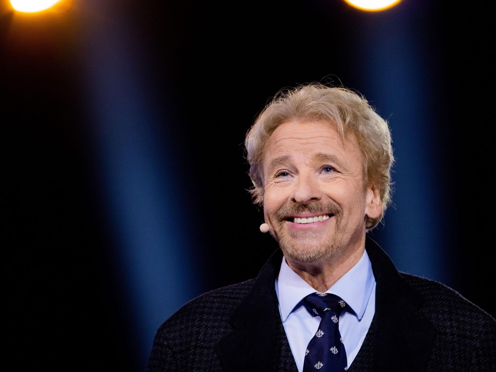 Thomas Gottschalk, Moderator, steht bei der RTL-Oster-Produktion «Die Passion» auf dem Burgplatz auf der Bühne.