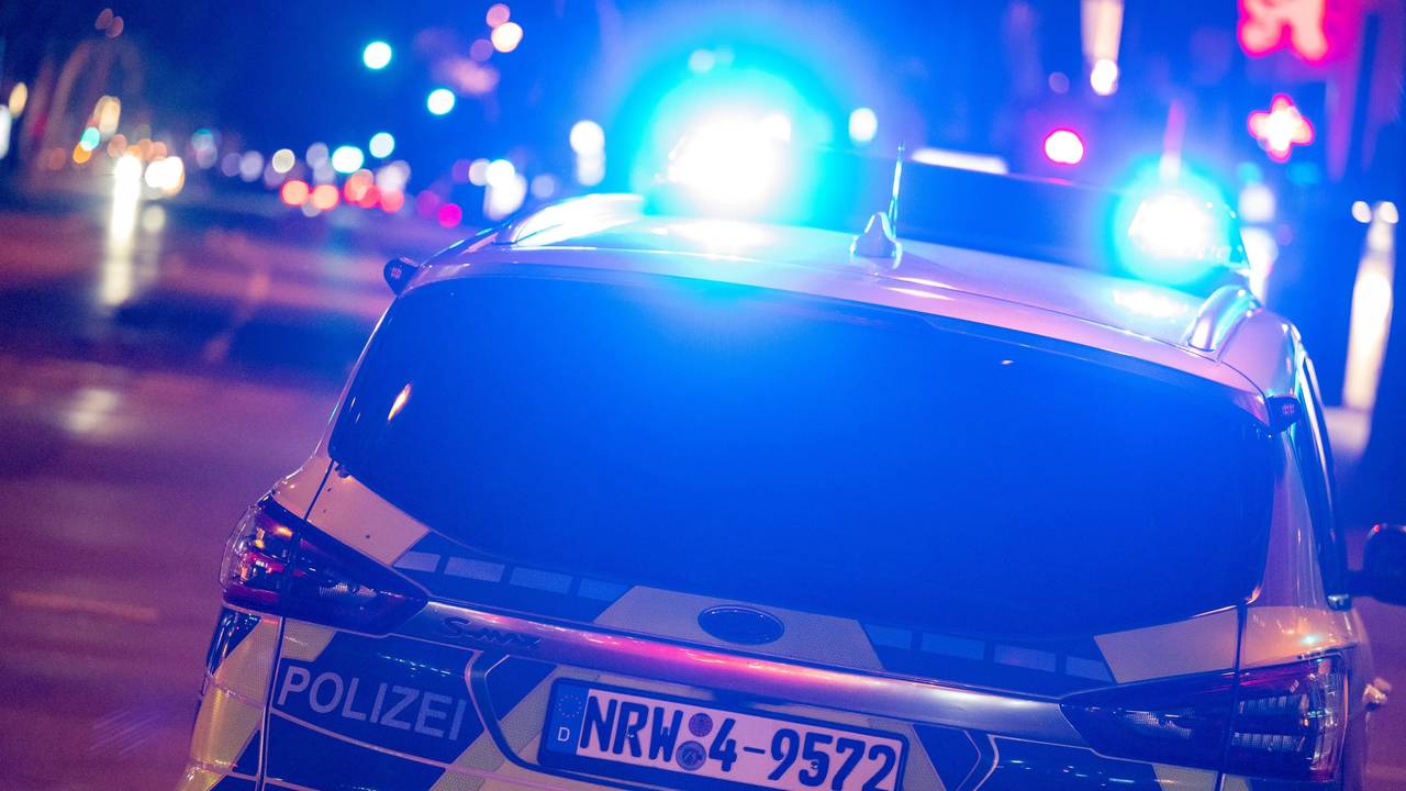 Eine Streife der Polizei Köln