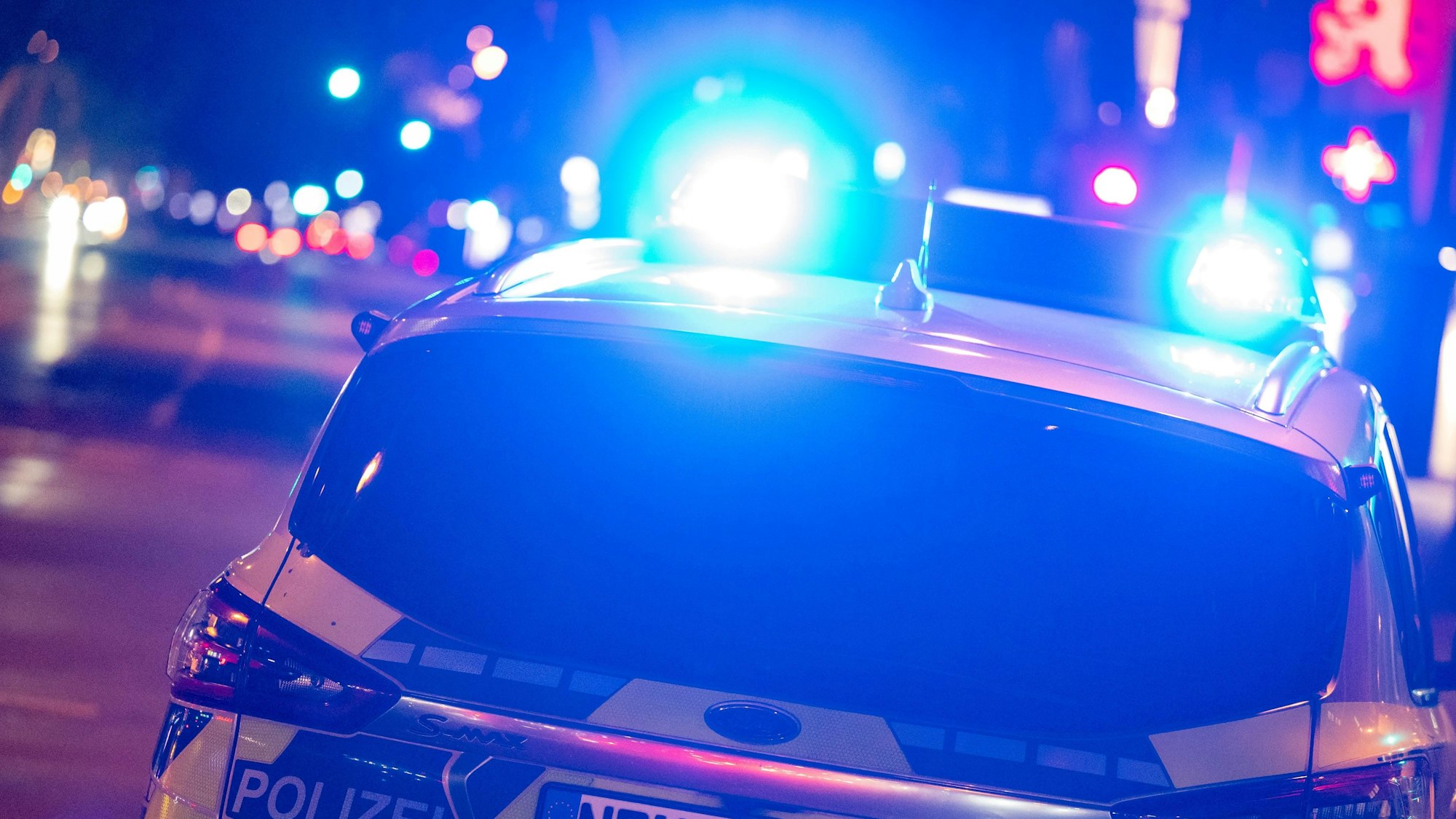 Eine Streife der Polizei Köln