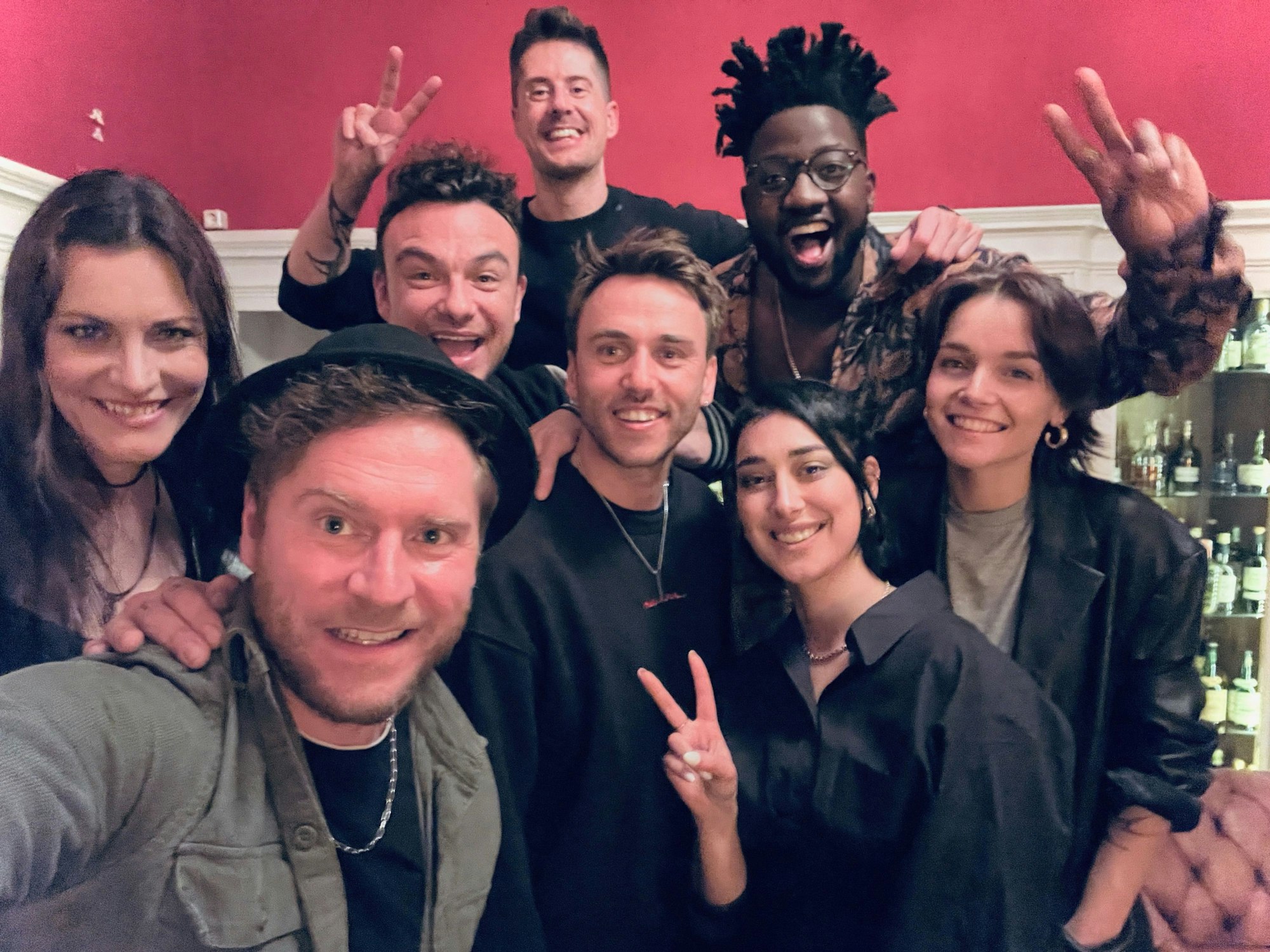 V.l.: "Nightwish"-Frontfrau Floor Jansen, Johannes Oerding , Vincent Stein und Dag-Alexis Kopplin von "SDP", Clueso, Kelvin Jones, ELIF, LOTTE