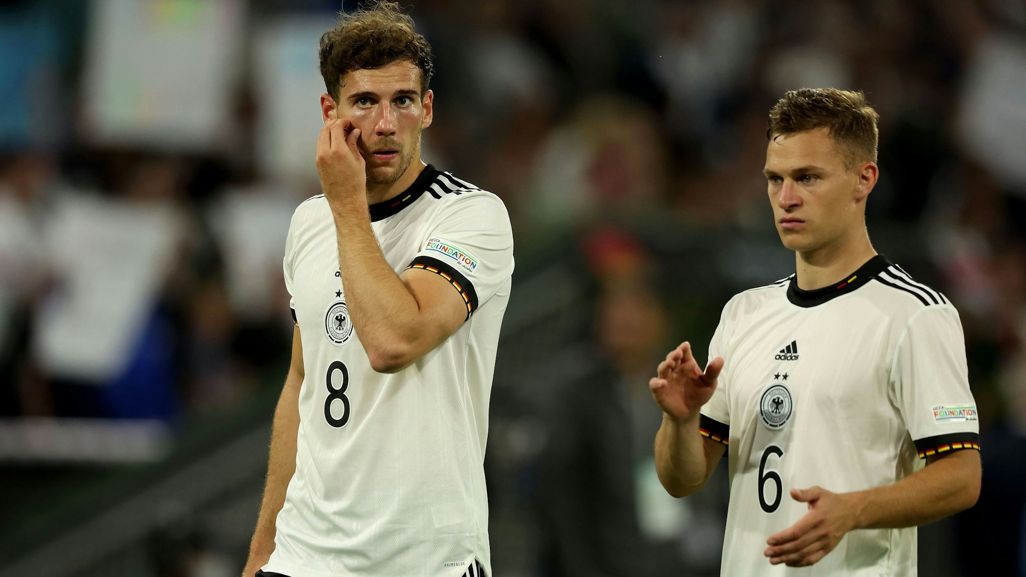 Die beiden DFB-Stars Goretzka und Kimmich sind sichtlich nicht zufrieden beim 1:1 gegen England in der Nations League.