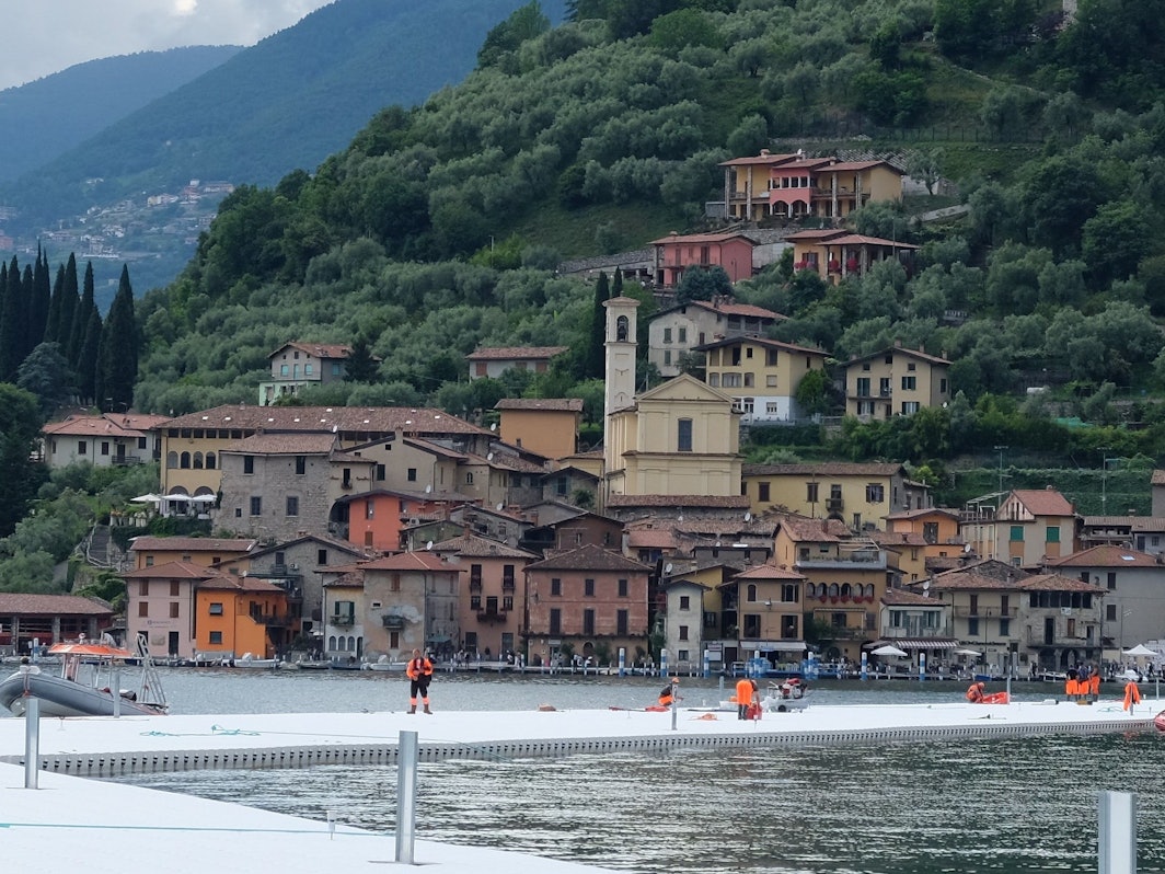 In dem Badeort Peschiera kam es zu Ausschreitungen. Unser Foto zeigt den Ort im Jahr 2016.