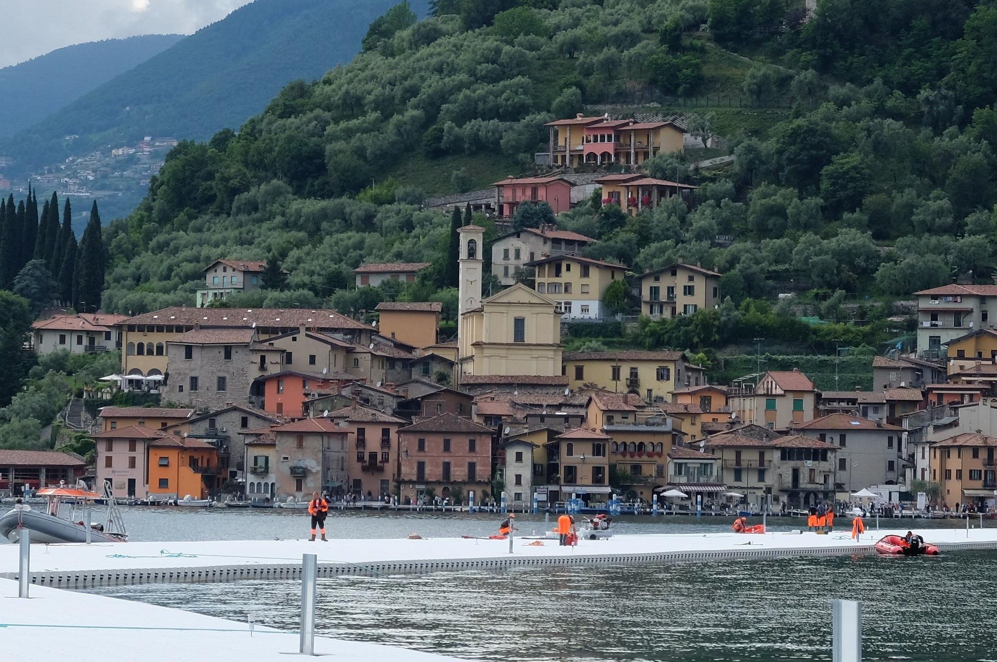 In dem Badeort Peschiera kam es zu Ausschreitungen. Unser Foto zeigt den Ort im Jahr 2016.