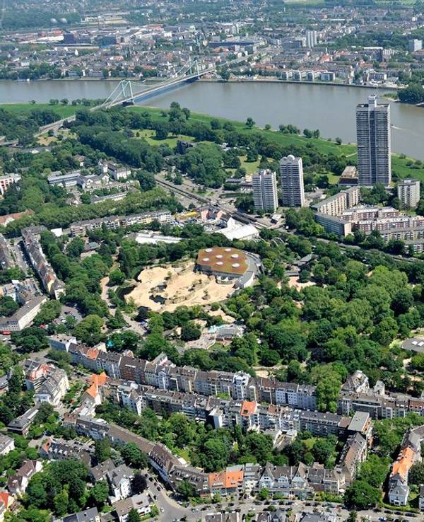Der Kölner Zoo aus der Luft fotografiert.