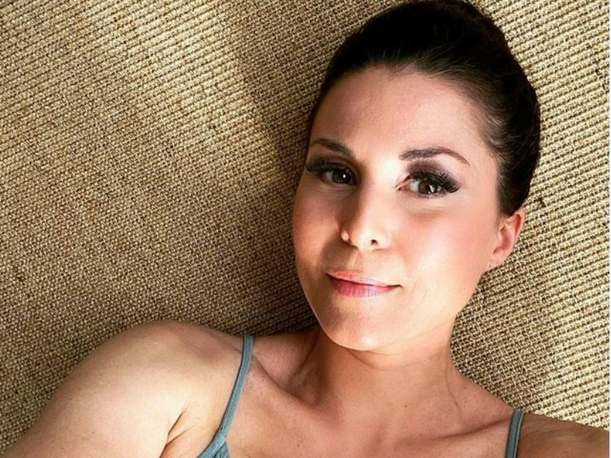 Selfie von Sat.1-„Frühstücksfernsehen“-Promi-Expertin Vanessa Blumhagen, das sie am 22. April 2021 auf ihrem Instagram-Kanal gepostet hat.