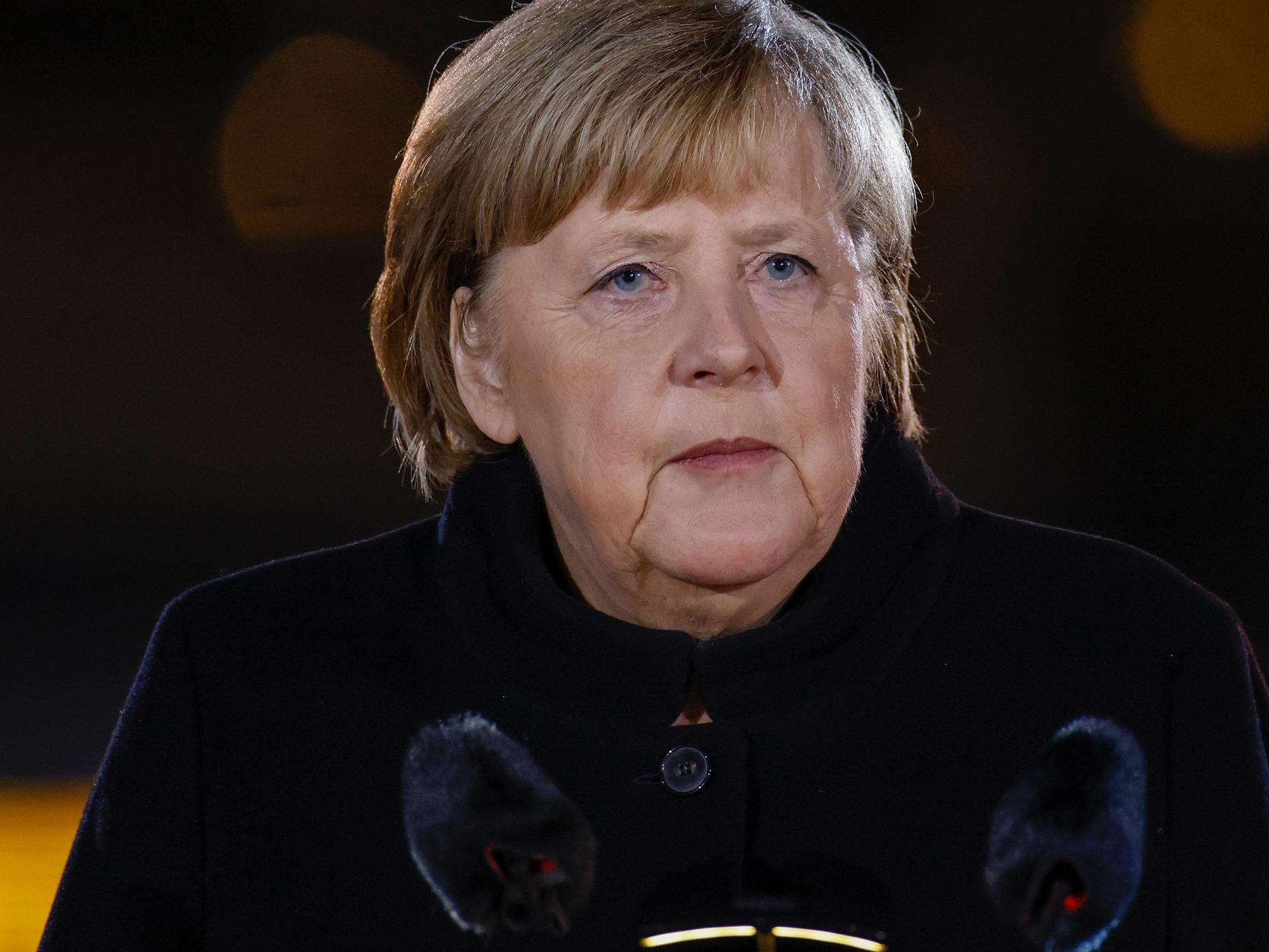 Angela Merkel (hier 2021): Die Karlsruher Richterinnen und Richter urteilten am 15. Juni 0222 nach zwei Klagen der AfD gegen die frühere Bundeskanzlerin und die Bundesregierung.