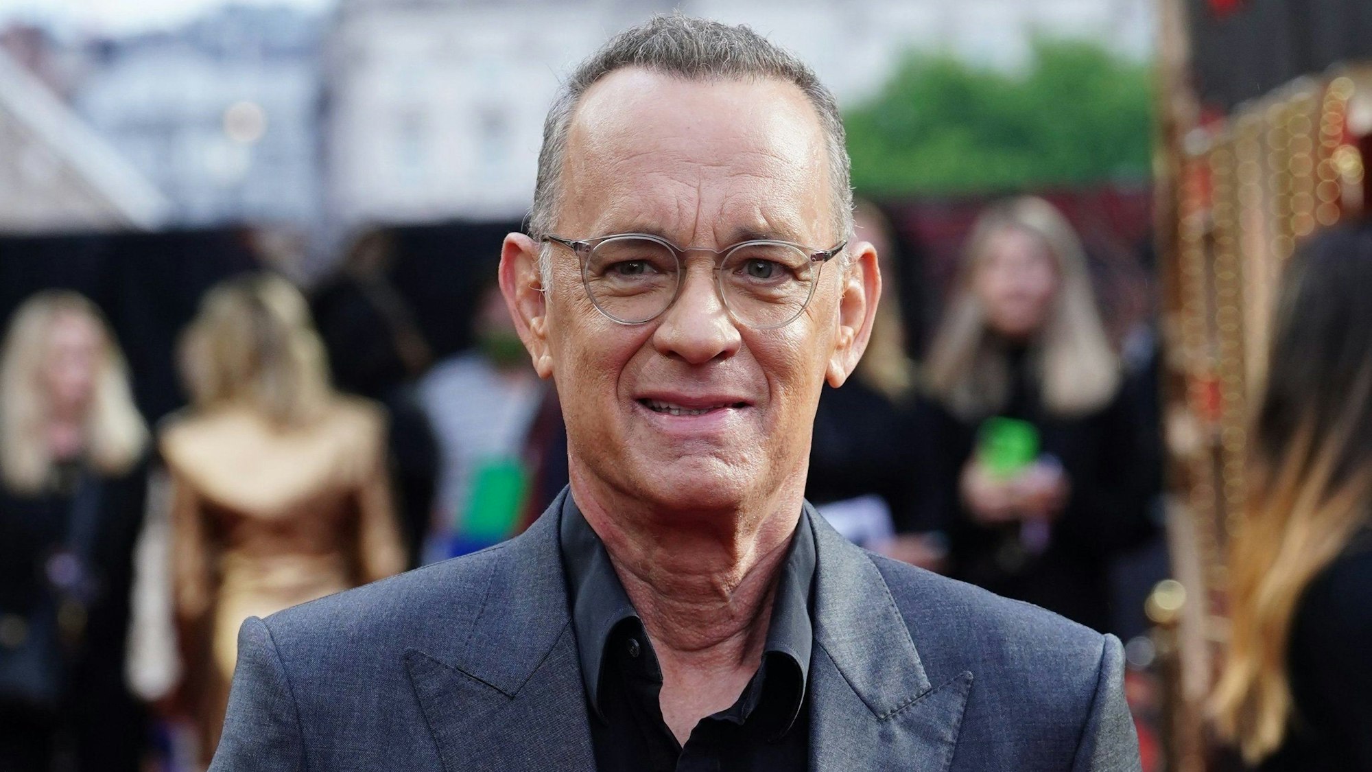 31.05.2022, Großbritannien, London: Der US-Schauspieler Tom Hanks kommt zu einer Sondervorführung von «Elvis» im BFI Southbank.