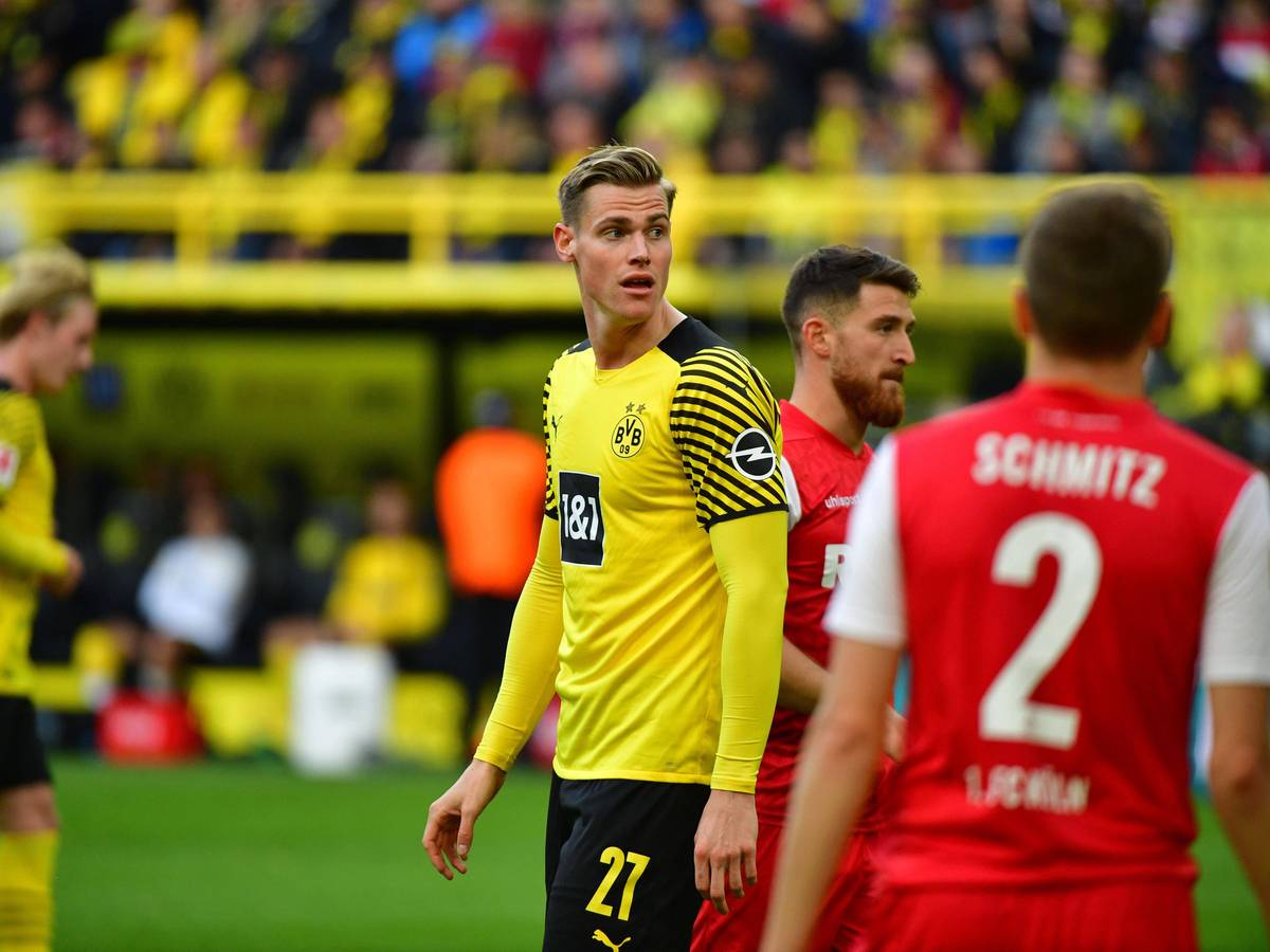 Steffen Tigges spielt für Borussia Dortmund gegen den 1. FC Köln.