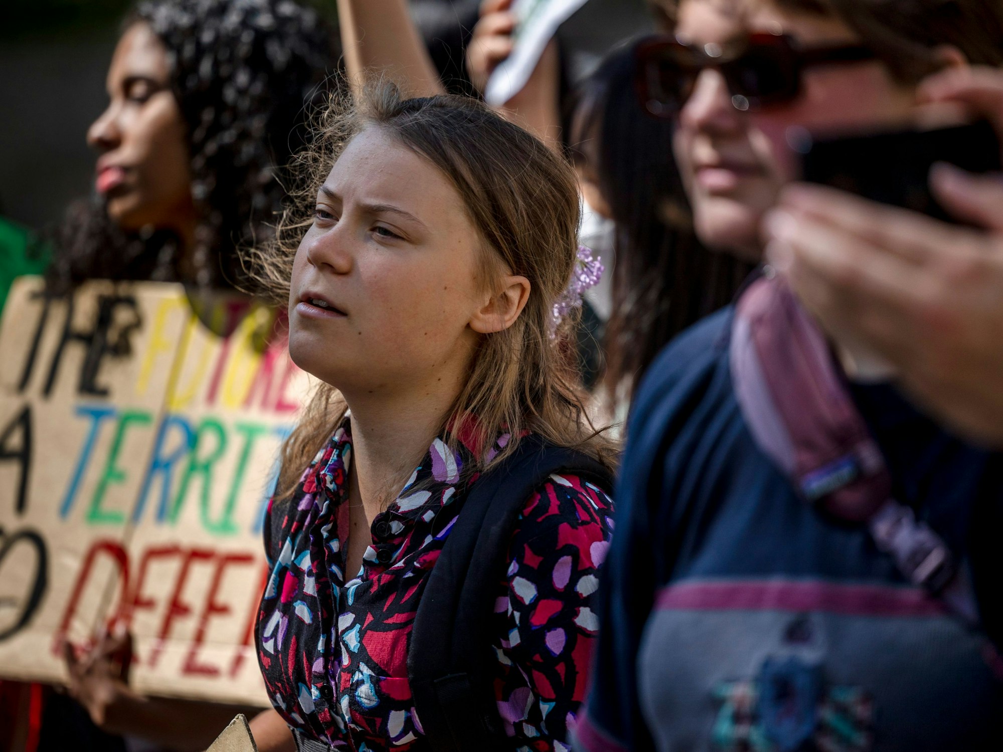 Normalerweise kämpft Greta Thunberg in Demos für das Klima, wie hier am 3. Juni bei Fridays for Future in Stockholm. Nun hat sie ein ungewöhnliches Protest-Foto gepostet.