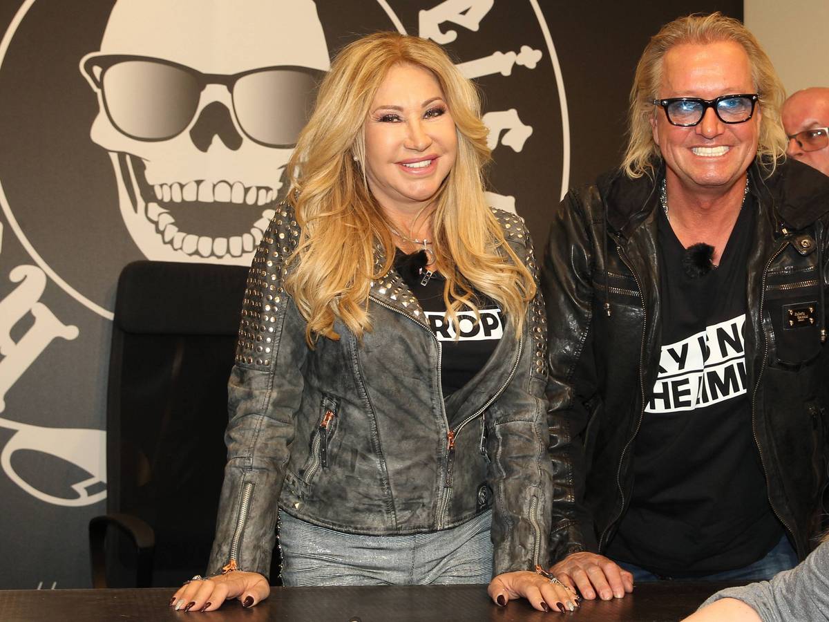 Oberhausen, Die Geissens bei einer Autogrammstunde in Oberhausen Centro, 04.05.2019 Robert und Carmen Geiss. Die Geissens bei einer Autogrammstunde in Oberhausen Centro, 04.05.2019. Foto:FSAStiefel/Eibner Pressefoto Oberhausen