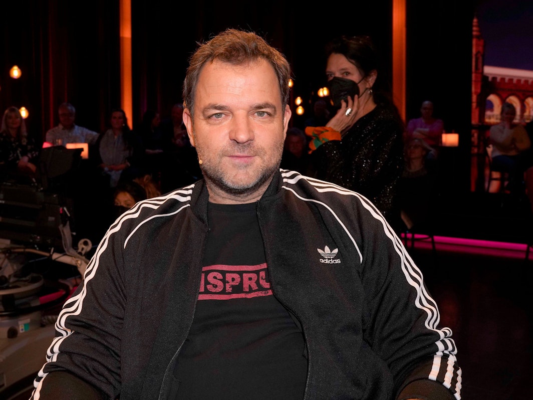 Martin Rütter bei der Aufzeichnung der MDR/rbb-Talkshow Riverboat im Studio A im rbb Fernsehzentrum. Berlin, 10.12.2021 ***