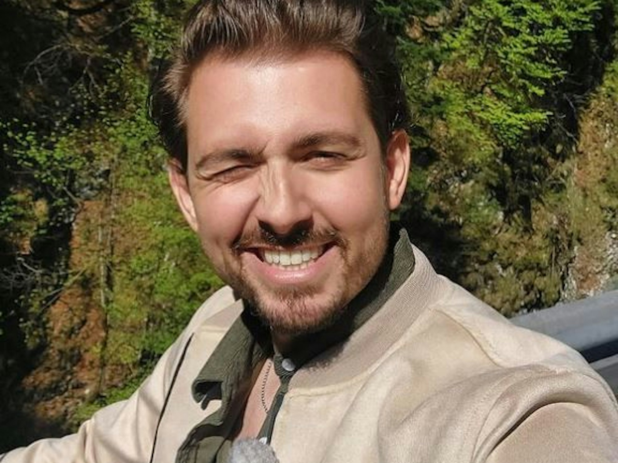 Christian Wackert lächelt in die Kamera.