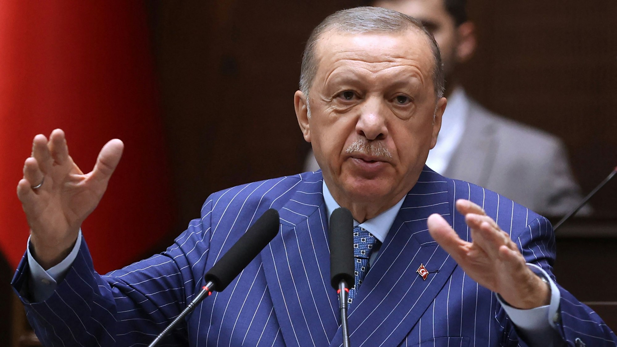 Der türkische Präsident Recep Tayyip Erdogan (hier am 15. Juni in Ankara) droht mit einem neuen Militäreinsatz in Nordsyrien.