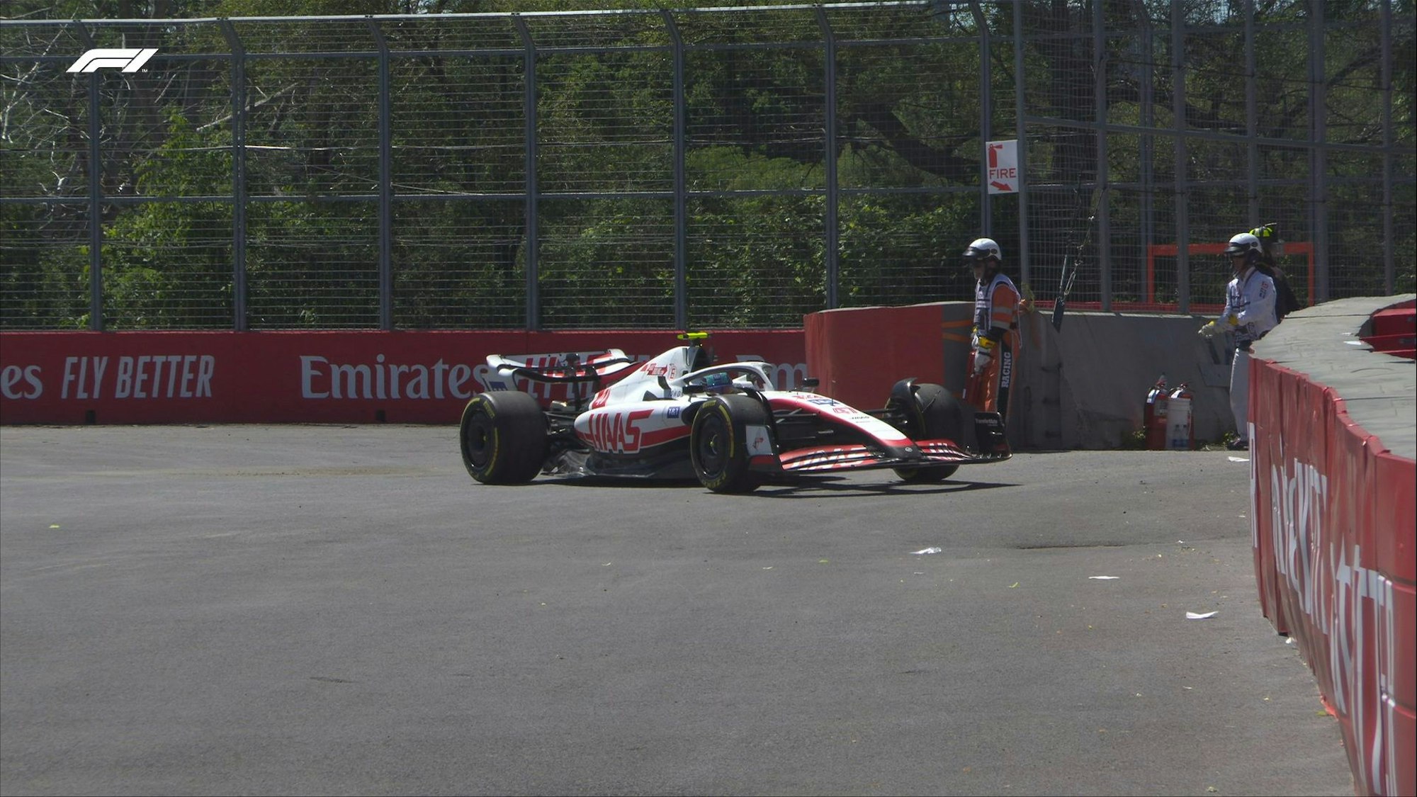 Mick Schumacher muss seinen Haas in der 19. Runde abstellen. Ausfallgrund: ein Defekt am Ferrari-Antrieb!