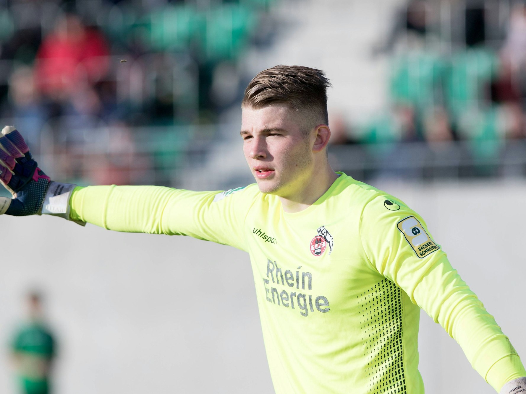 Vincent Müller im Tor des 1. FC Köln II gegen Rödinghausen.