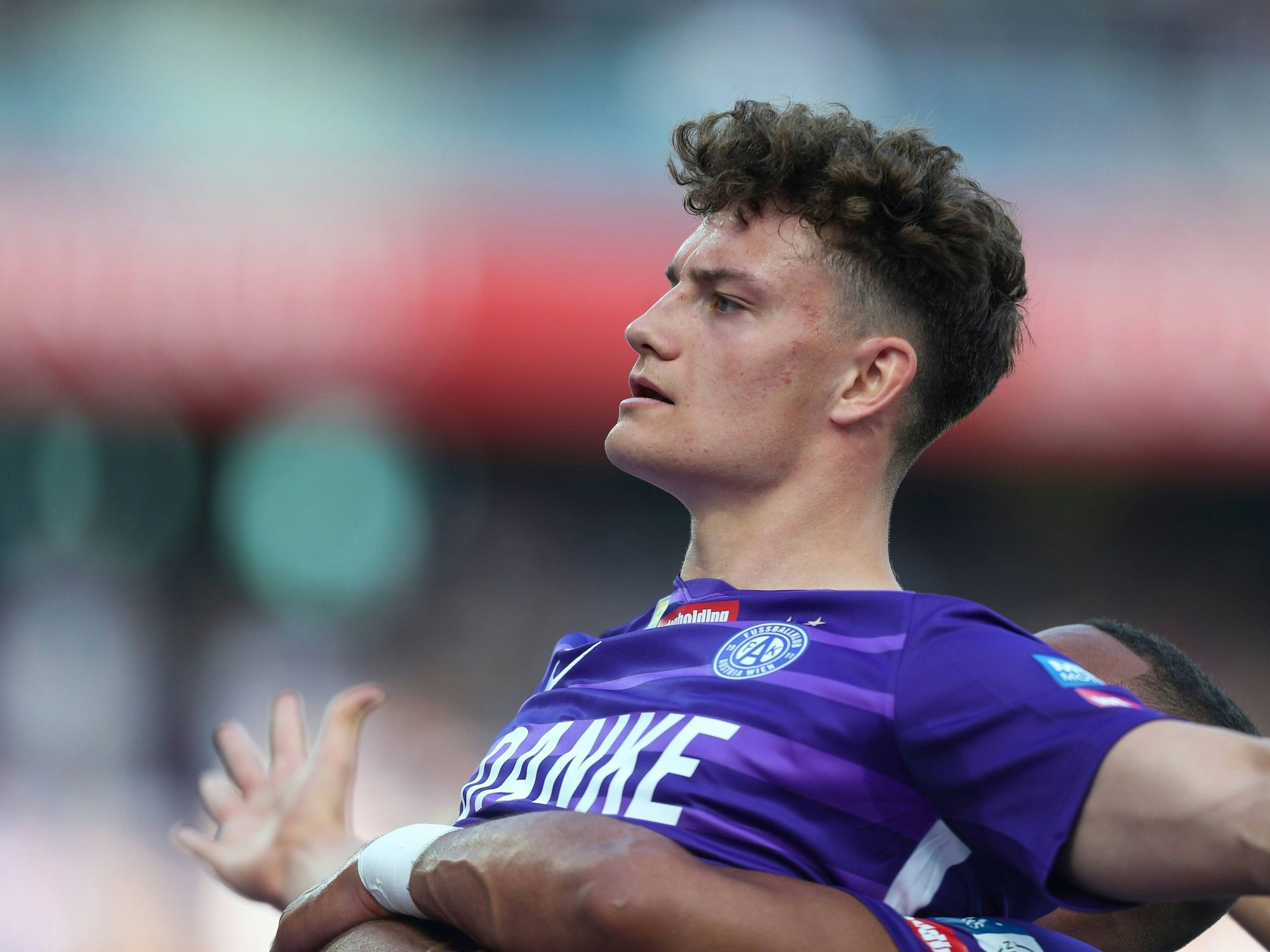 Eric Martel trifft für Austria Wien gegen Sturm Graz.