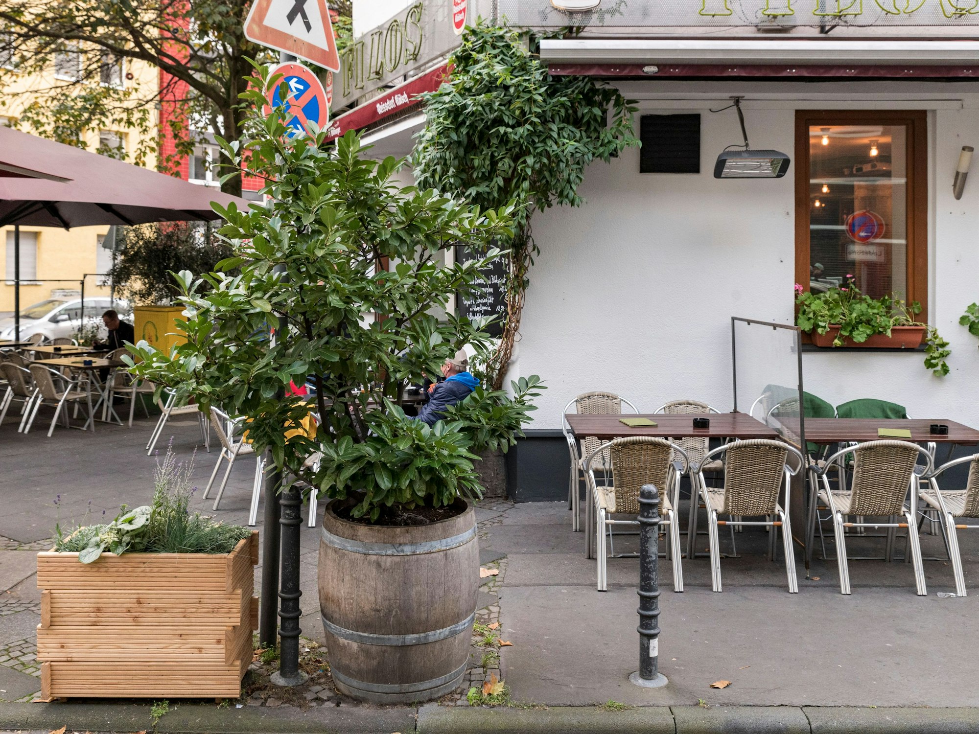 Das Filos auf der Merowinger Straße.