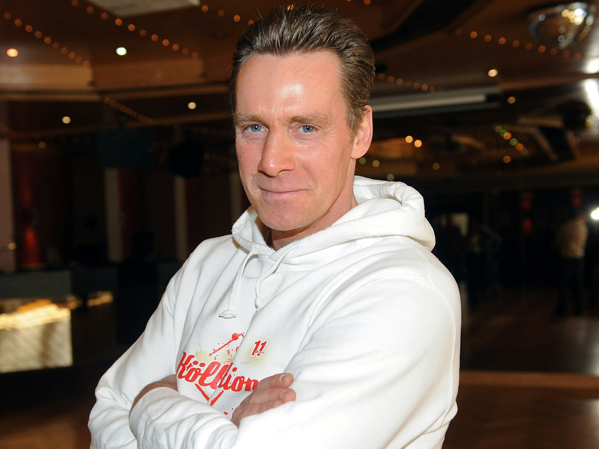 Jürgen Milski posiert in Köln bei einem Fototermin.