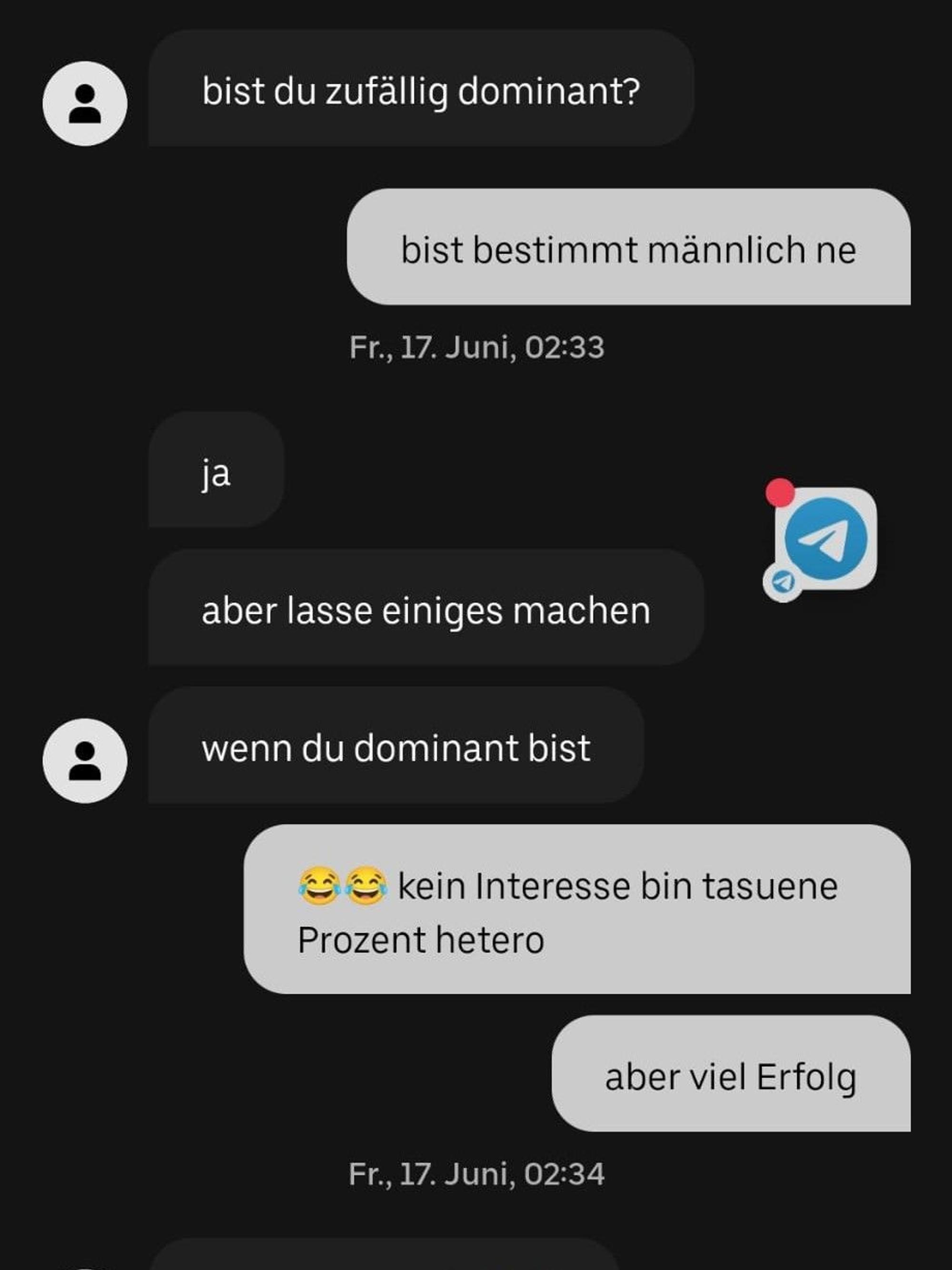 Screenshot eines Chatverlaufs zwischen einem Uber-Fahrer und einem Kunden.