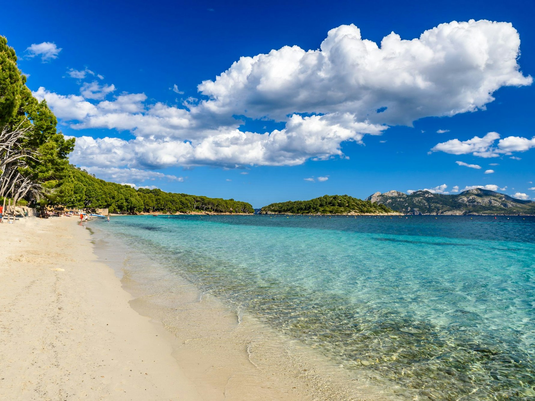 Auch der Playa de Formentor gehört zu den schönsten Stränden auf Mallorca.
