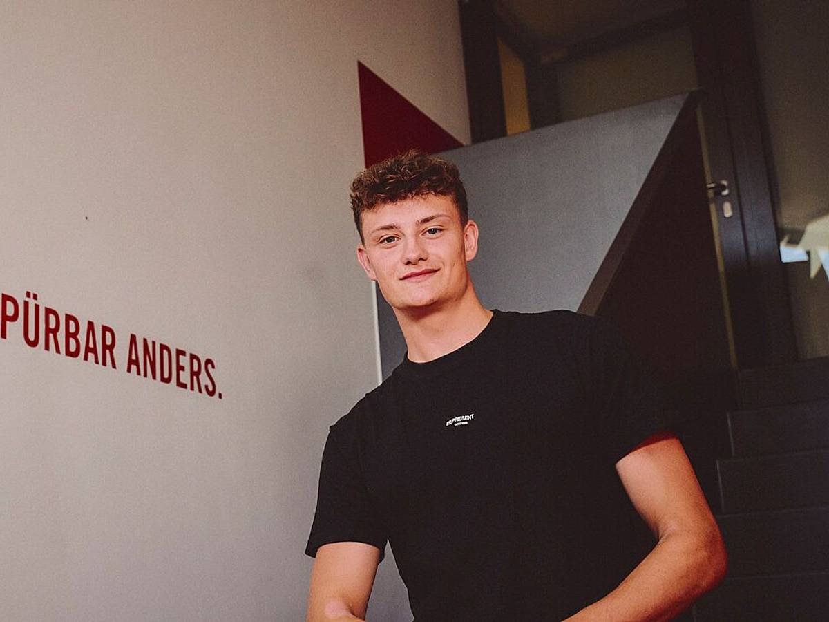 Eric Martel wurde am 24. Juni 2022 als Neuzugang vorgestellt, der Mittelfeld-Spieler kommt von RB Leipzig.