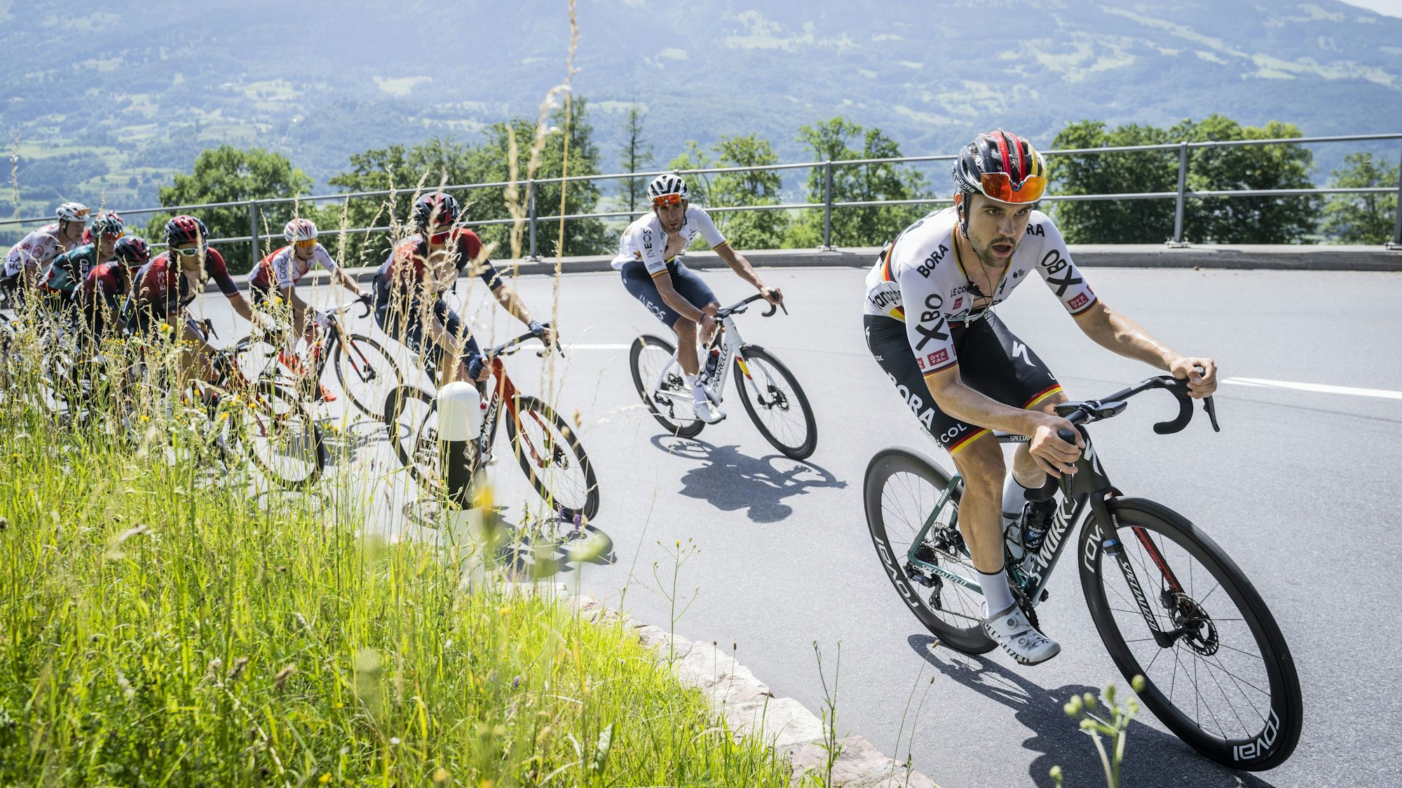 Maximilian Schachmann fährt bei der 7. Etappe der Tour de Suisse auf einer Bergetappe